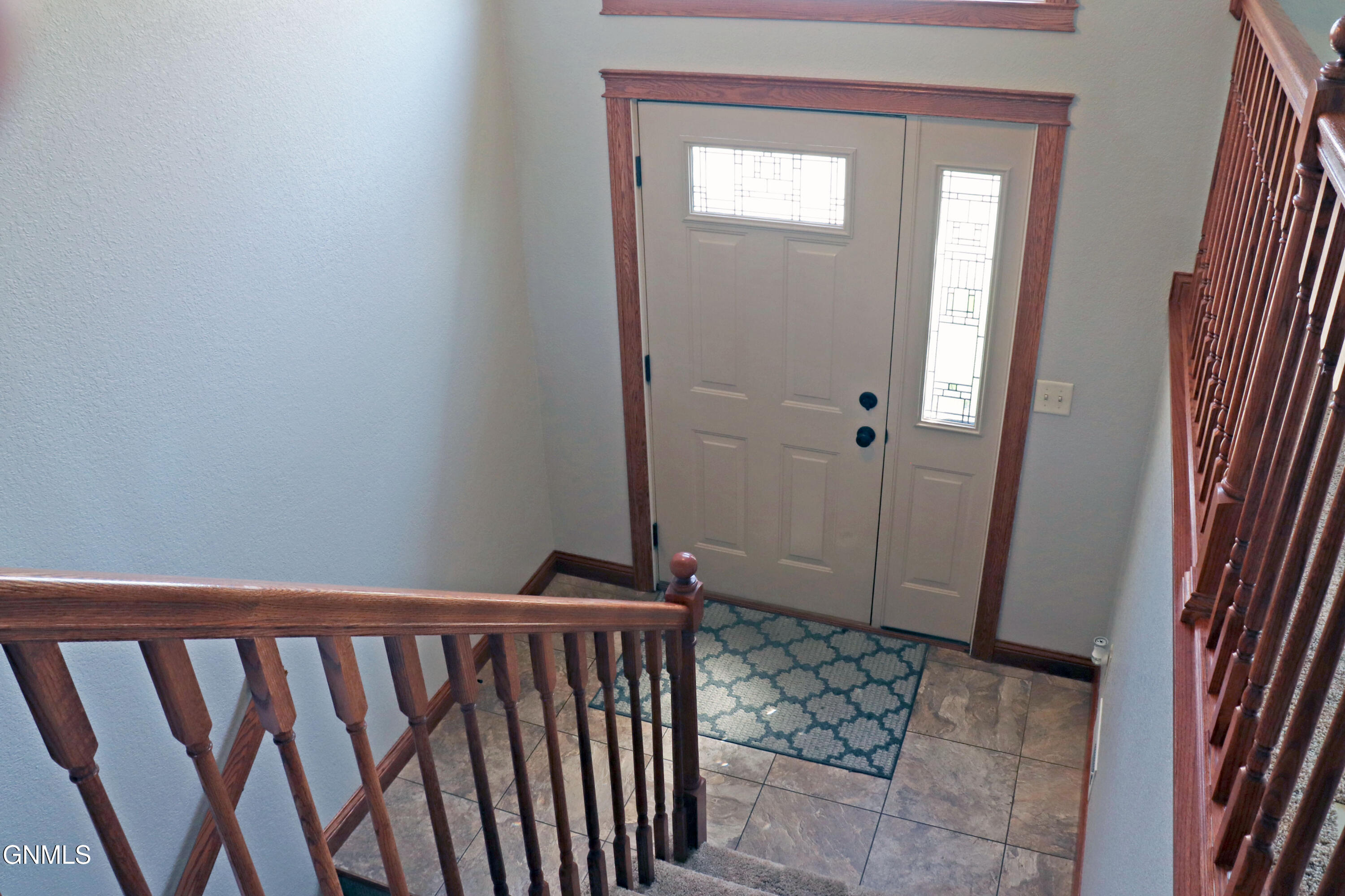 1412 Sharloh Lp