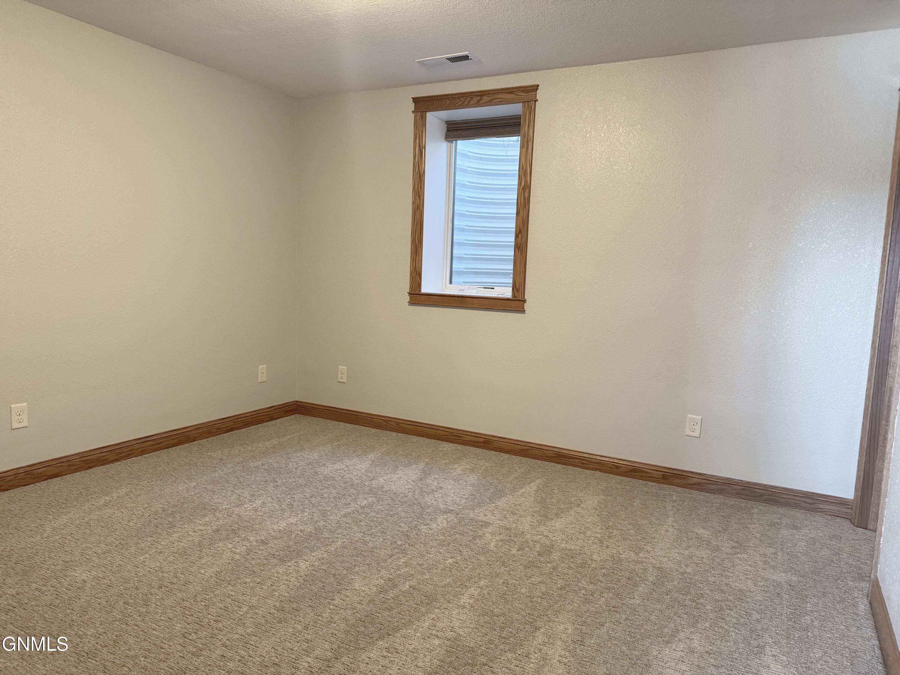 1412 Sharloh Lp