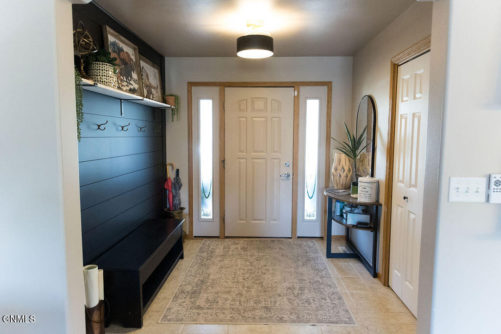 4319 Valley Drive
