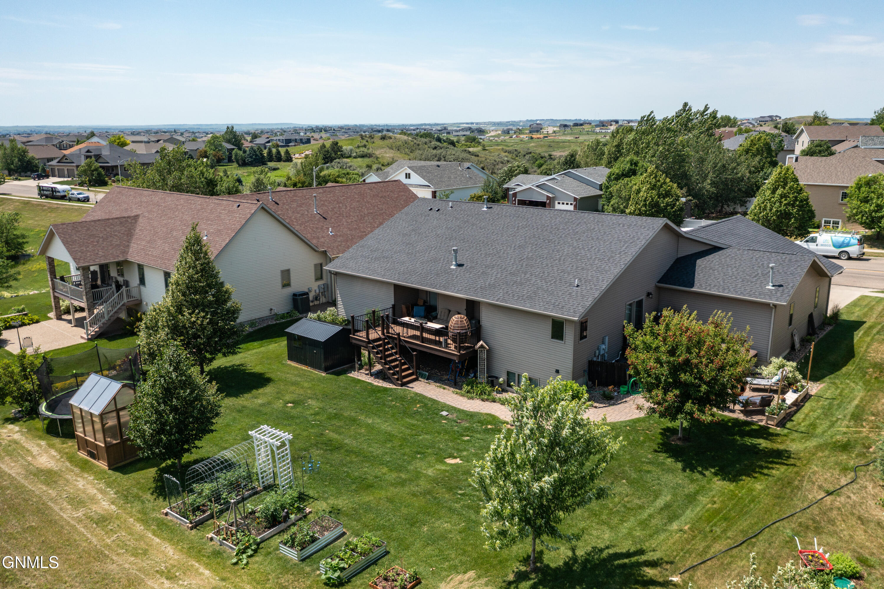 4319 Valley Drive