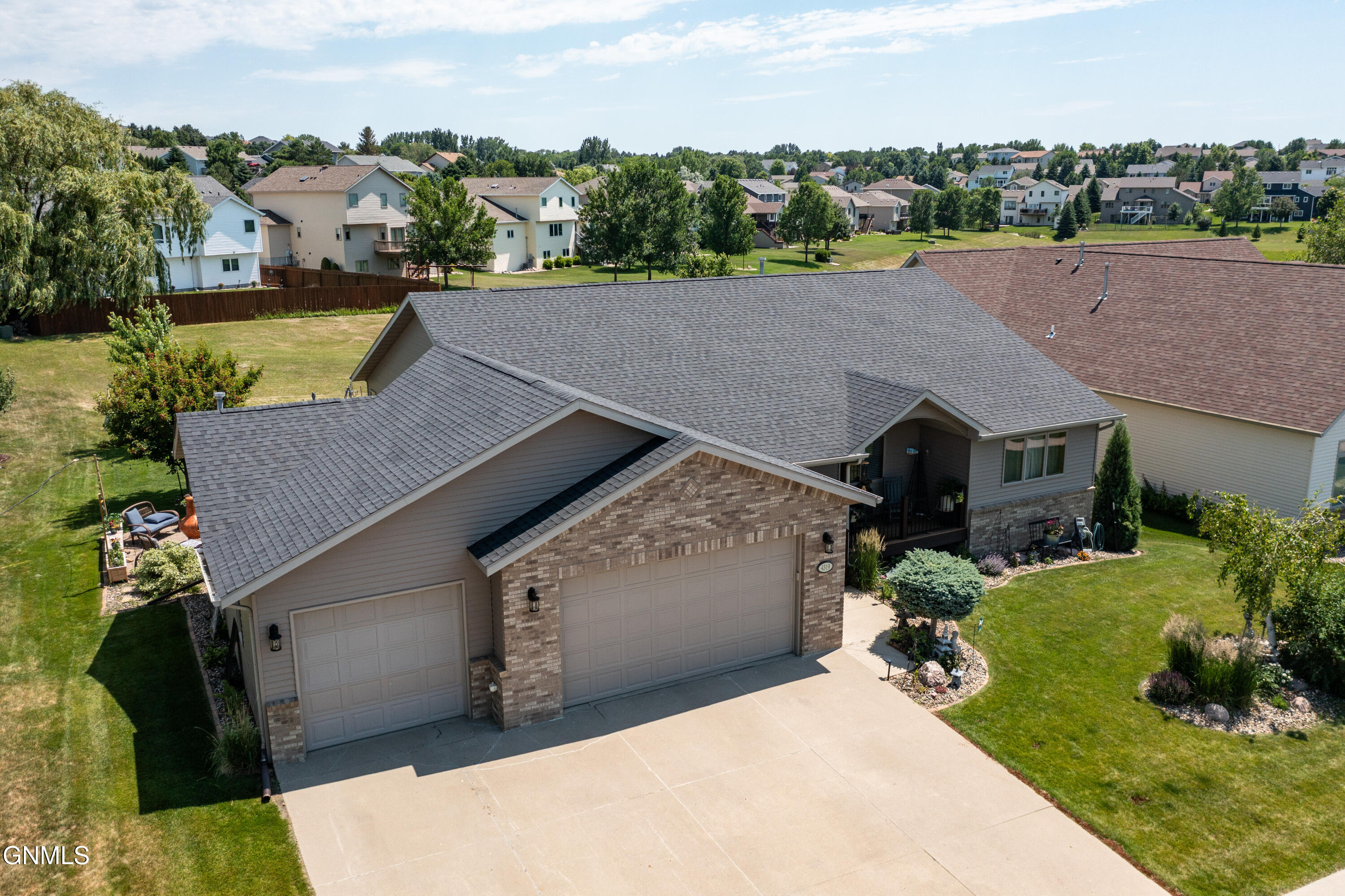 4319 Valley Drive