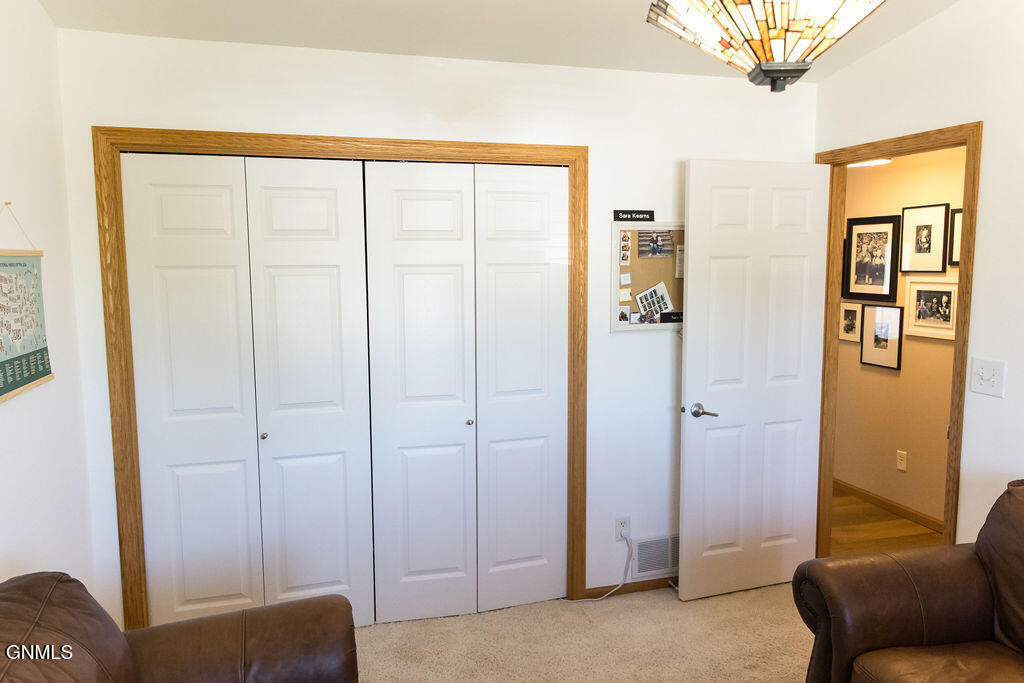 4319 Valley Drive