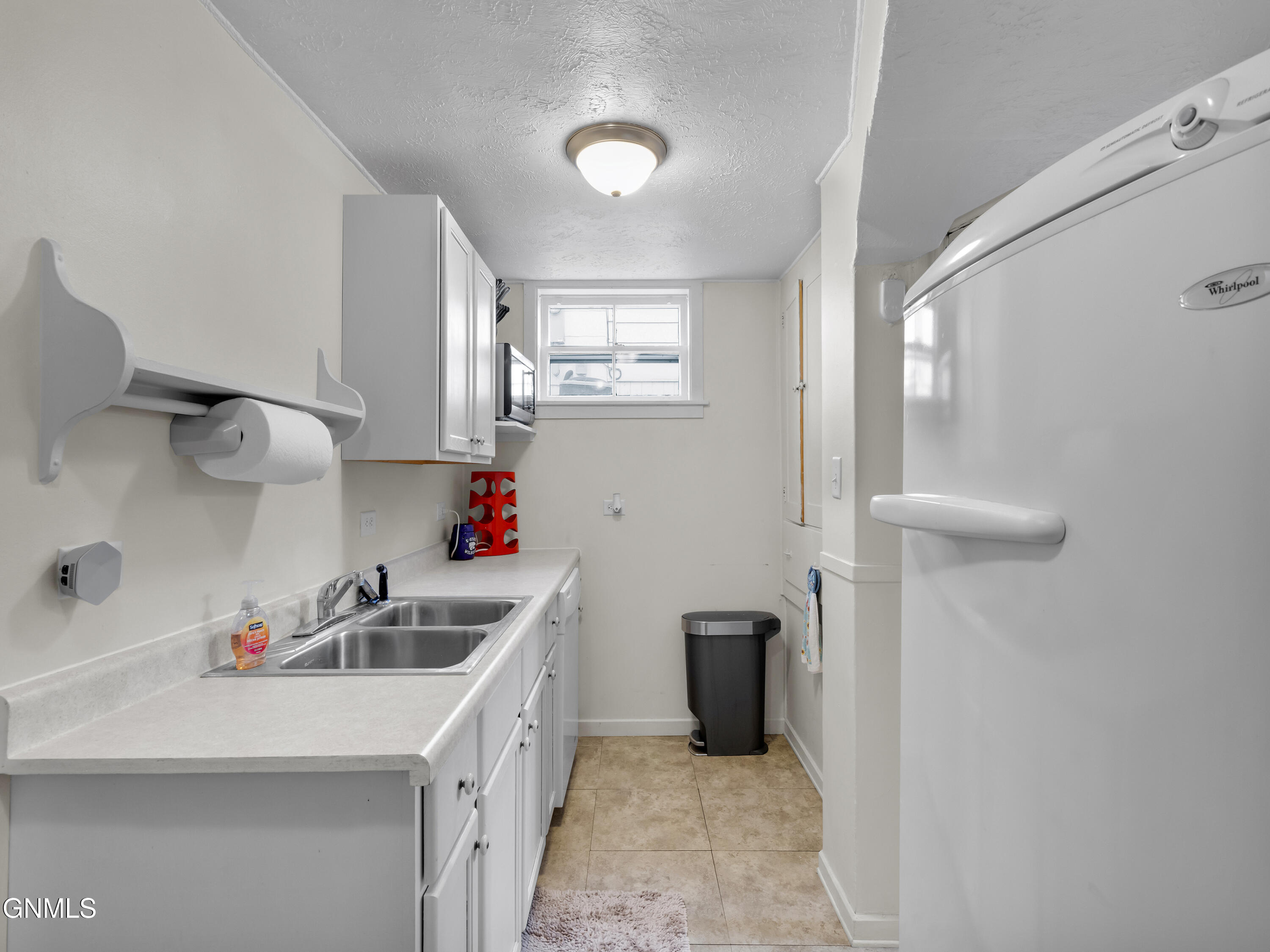 108 C Avenue W