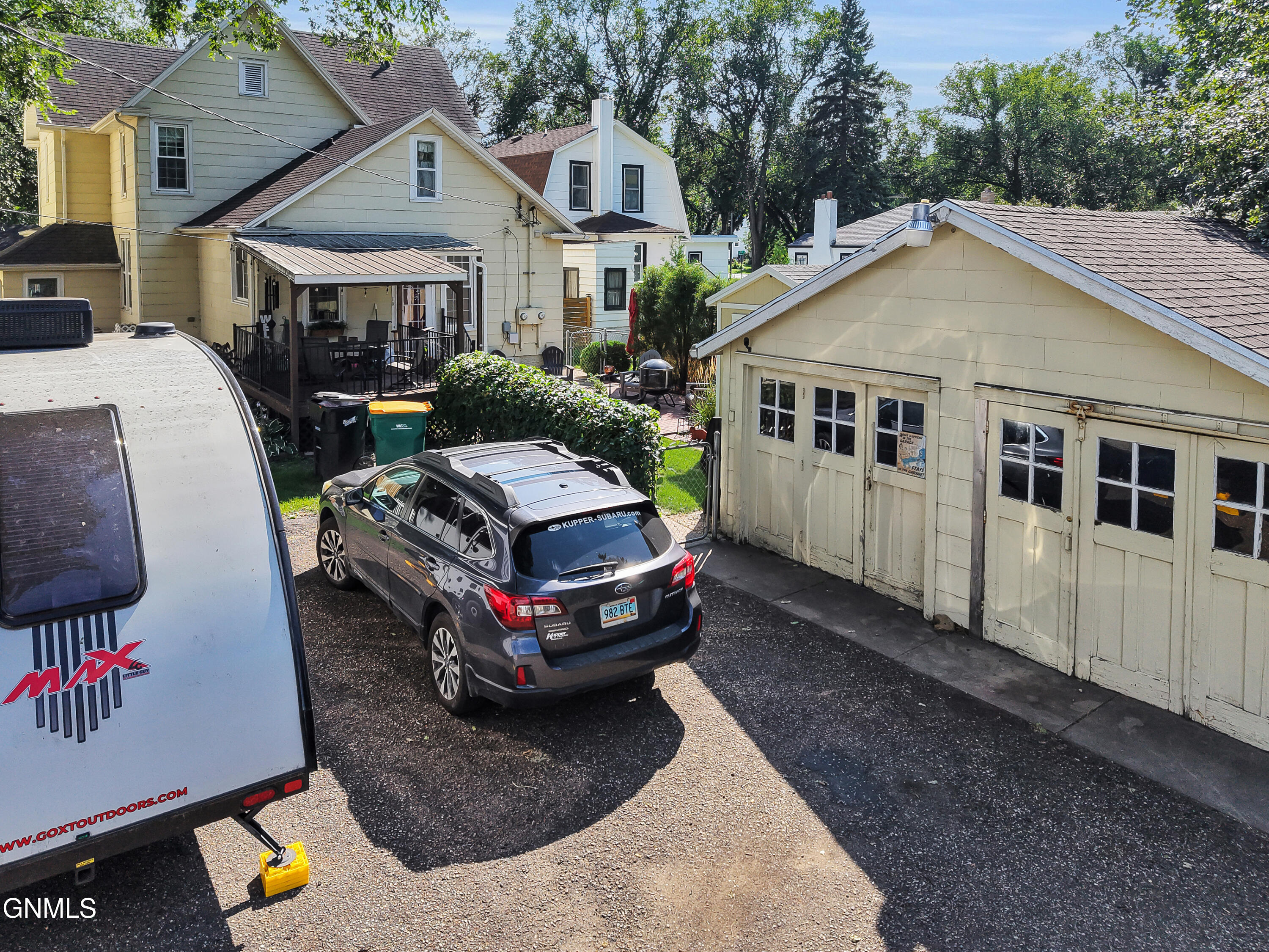 108 C Avenue W