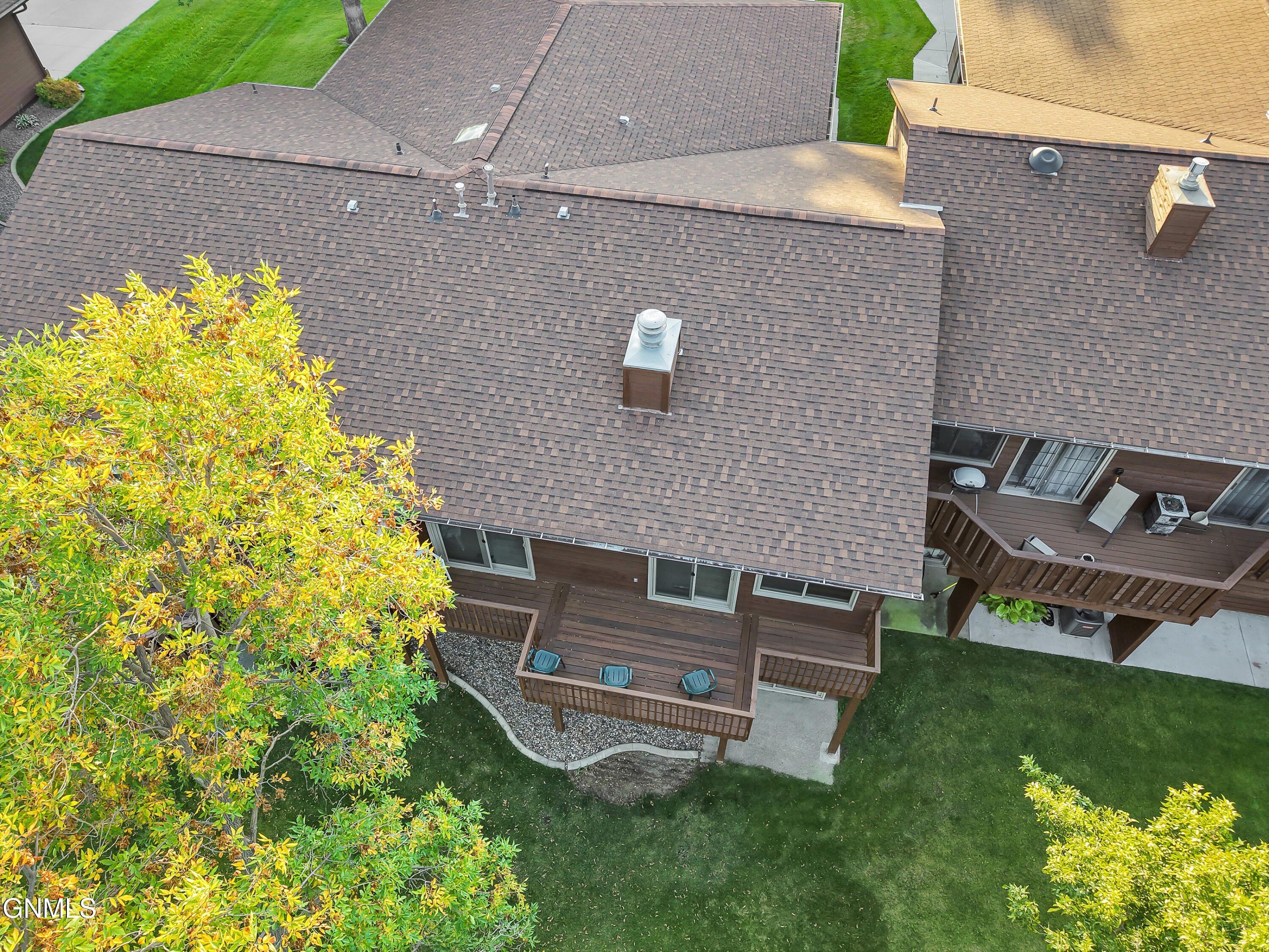 435 Brandon Drive E