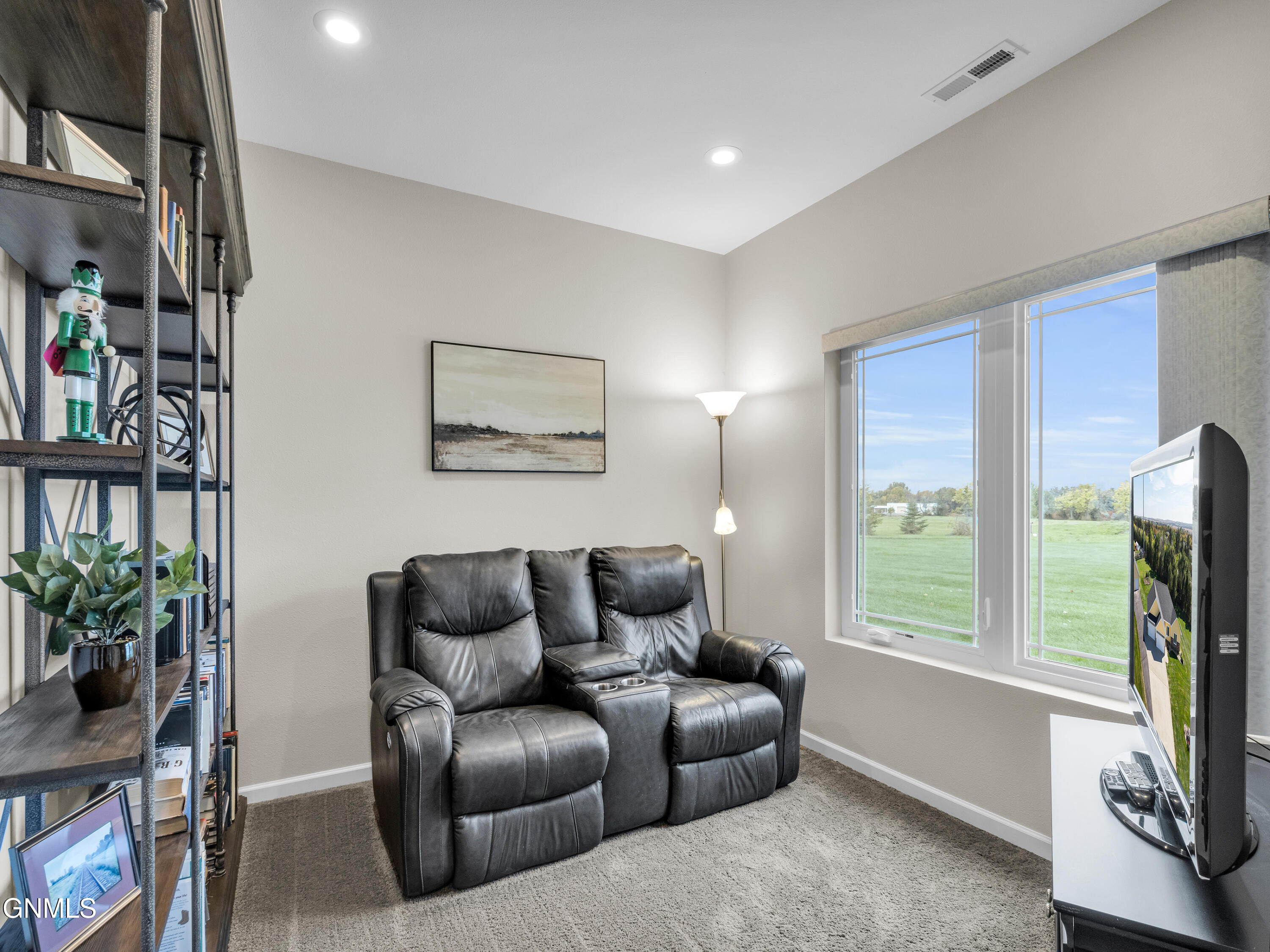 509 White Willow Circle