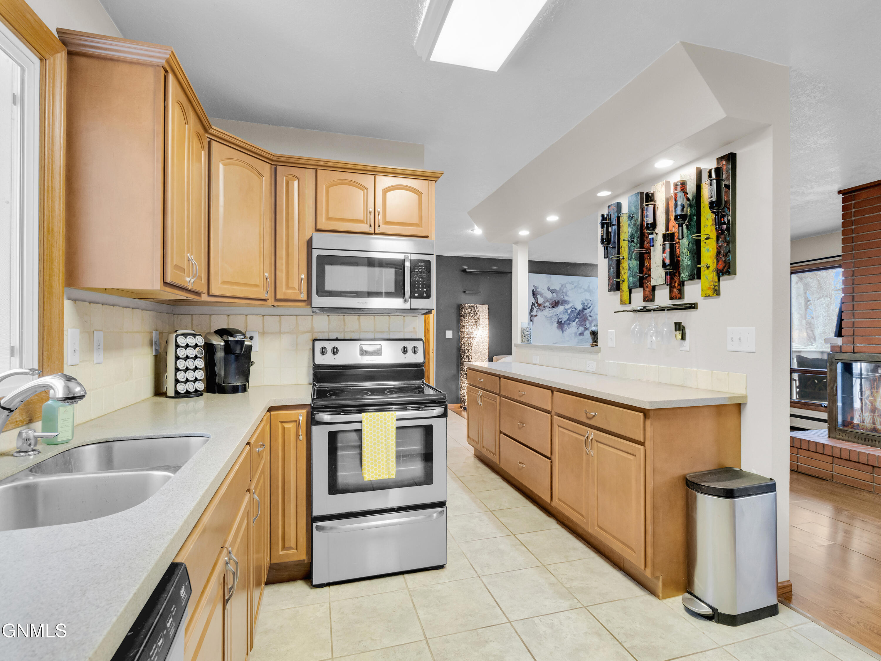 1328 18th Street N