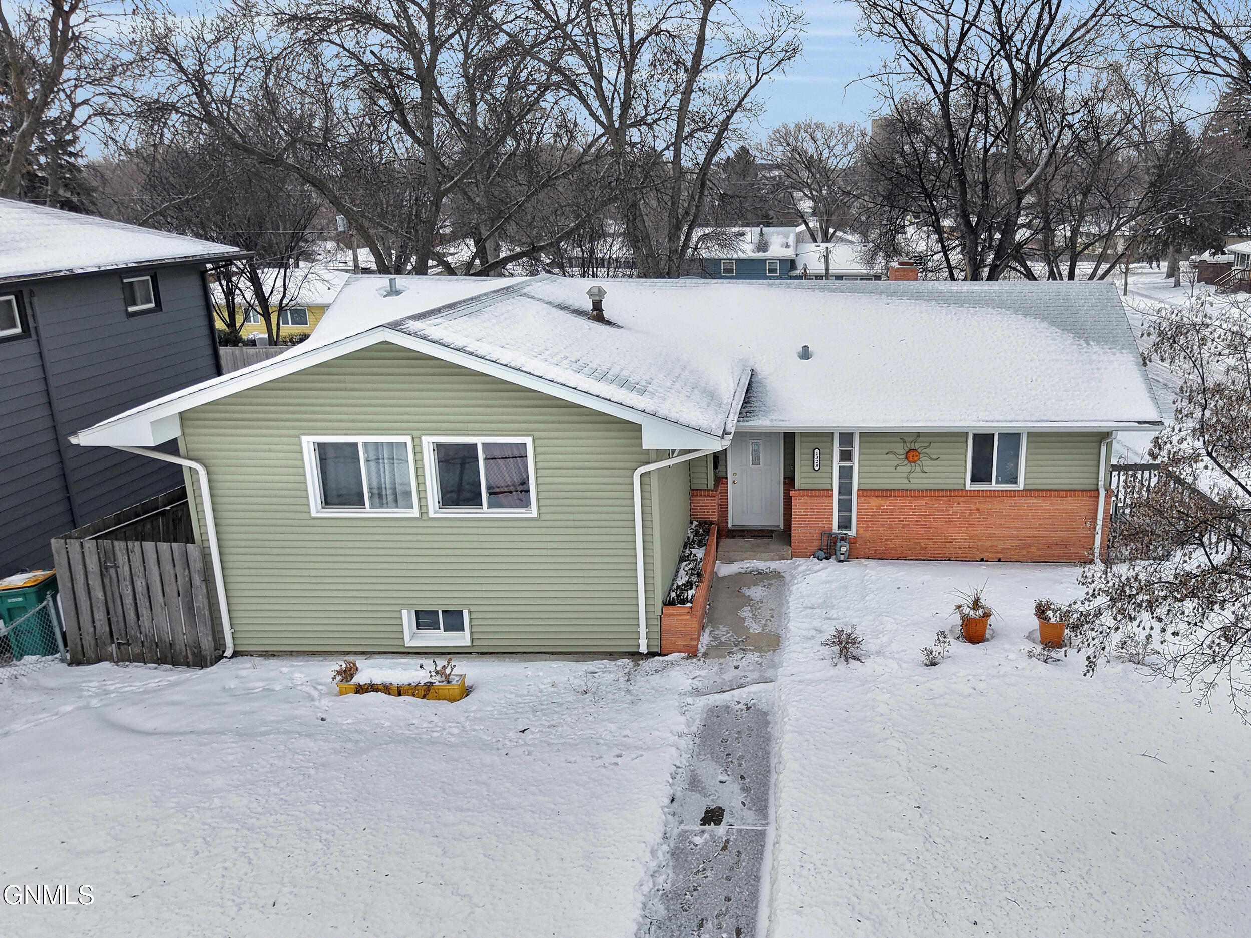 1328 18th Street N