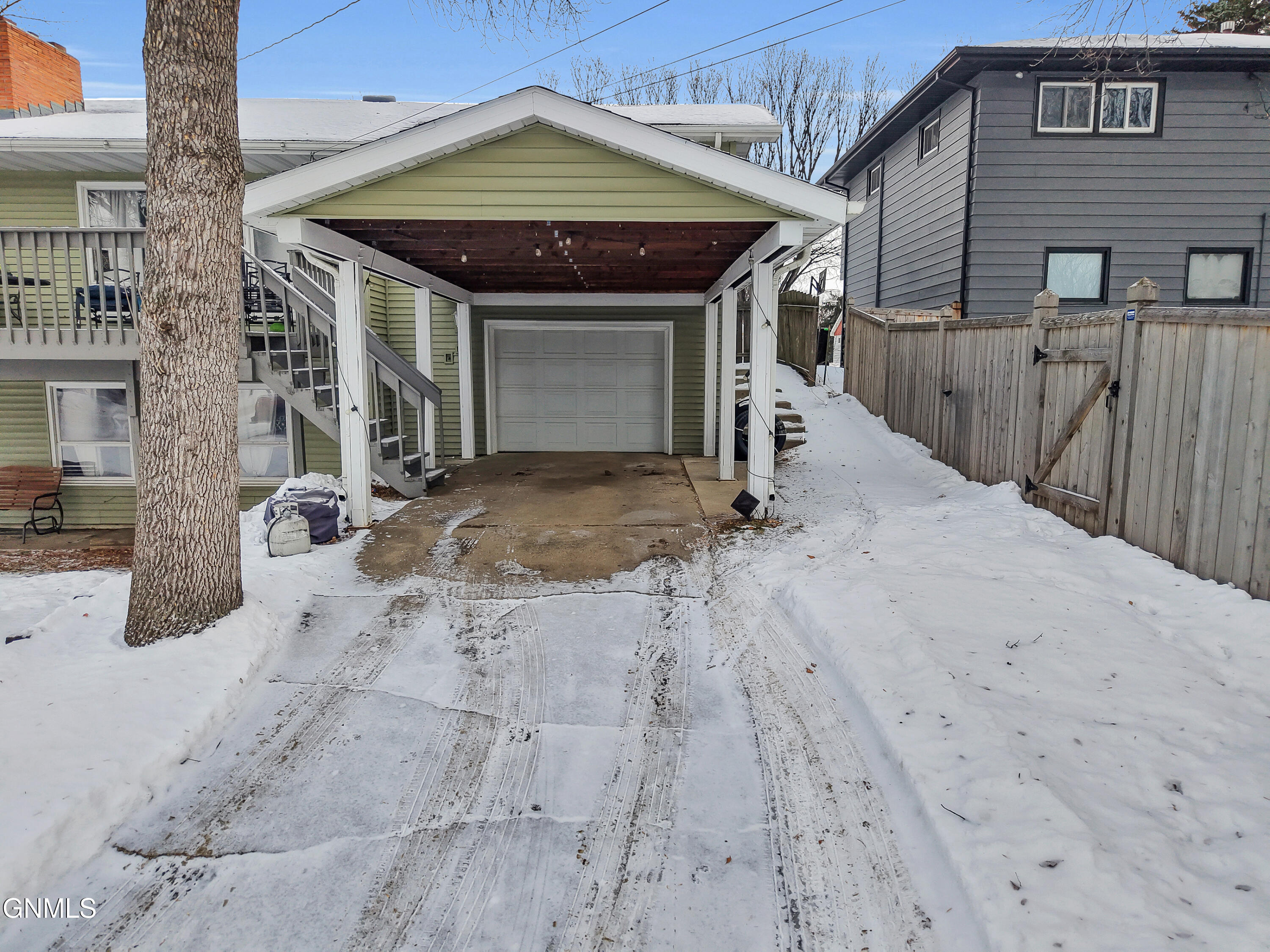 1328 18th Street N