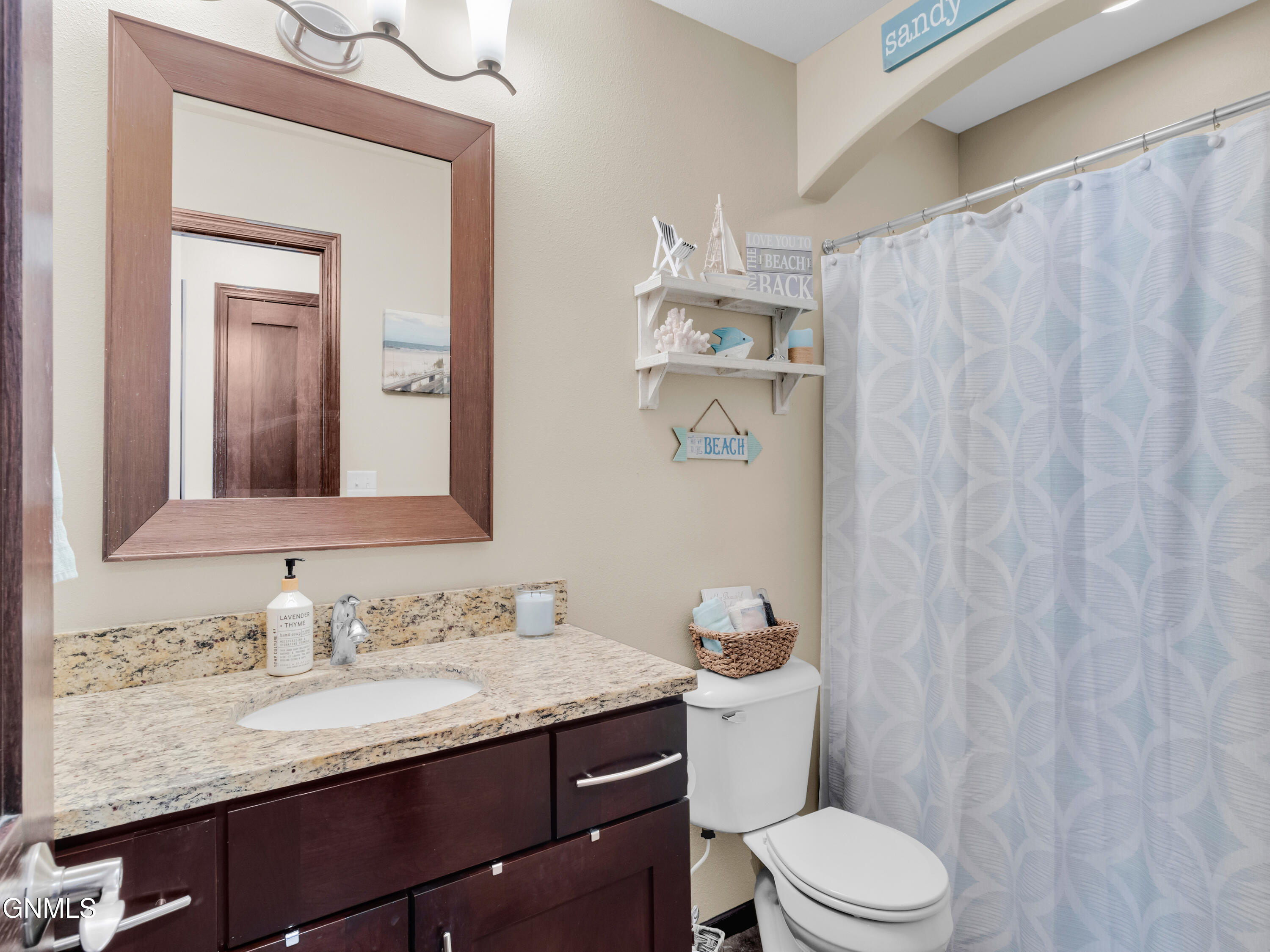 1739 Calgary Loop