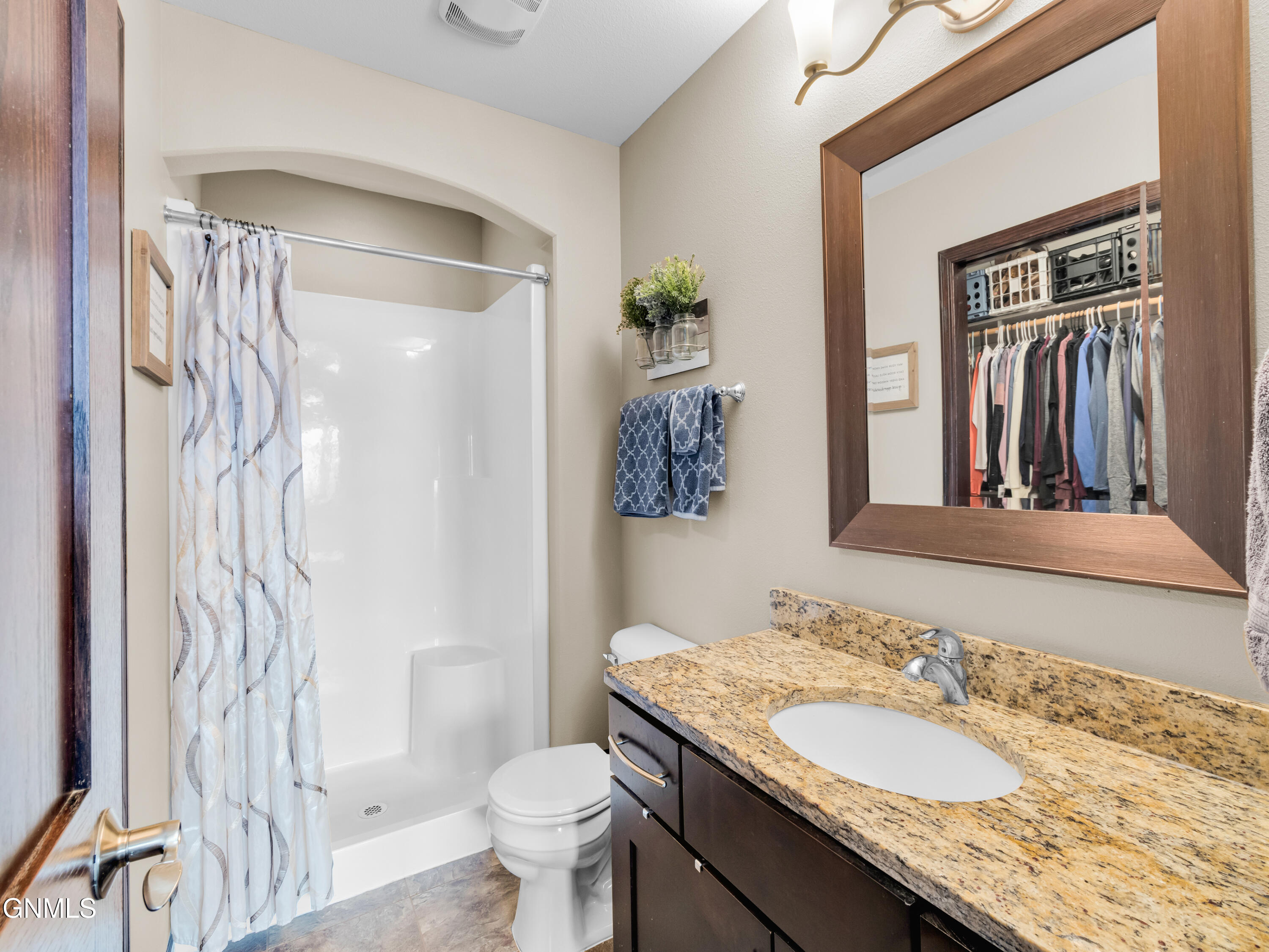 1739 Calgary Loop