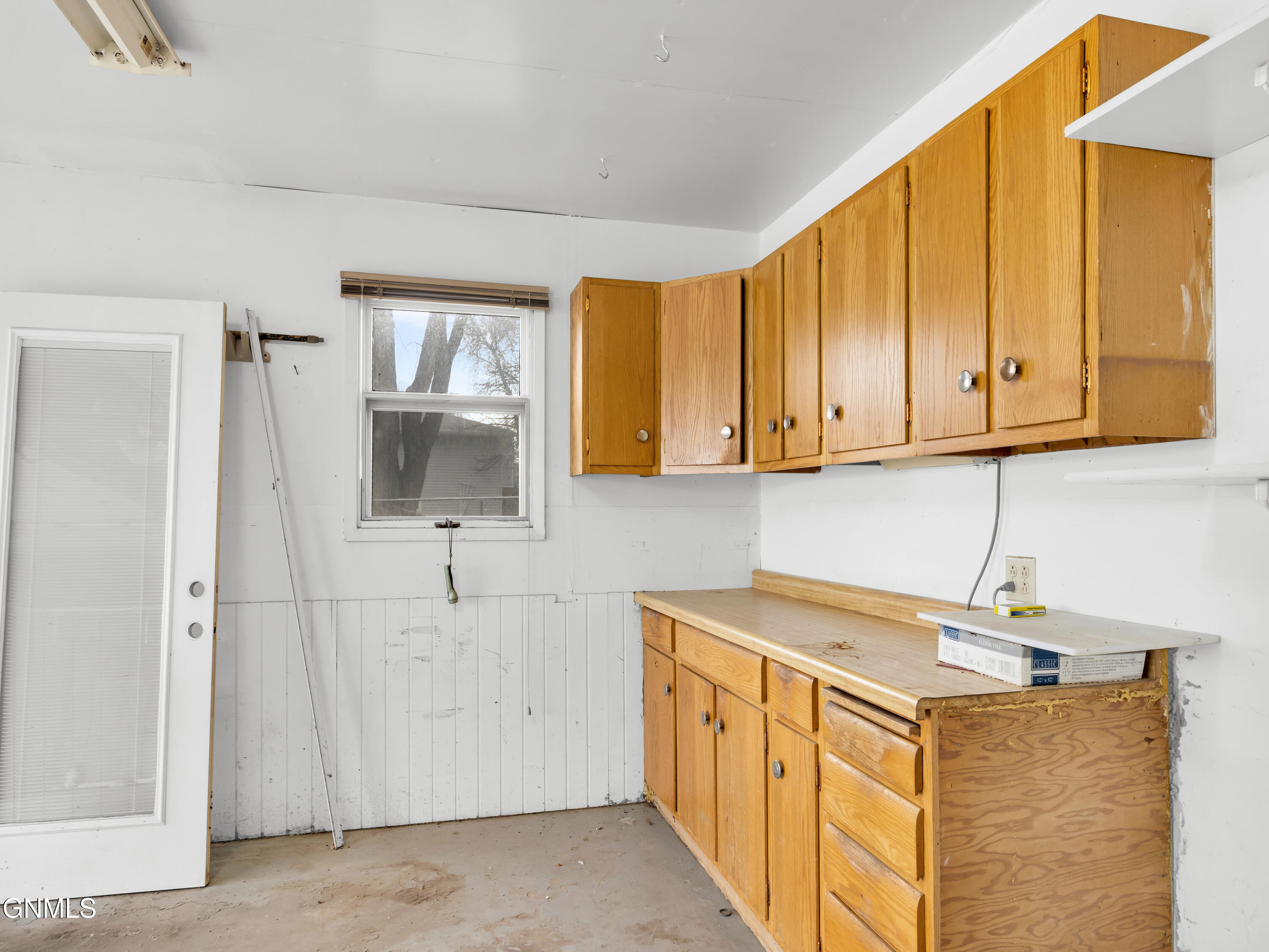 1148 S Highland Acres Road