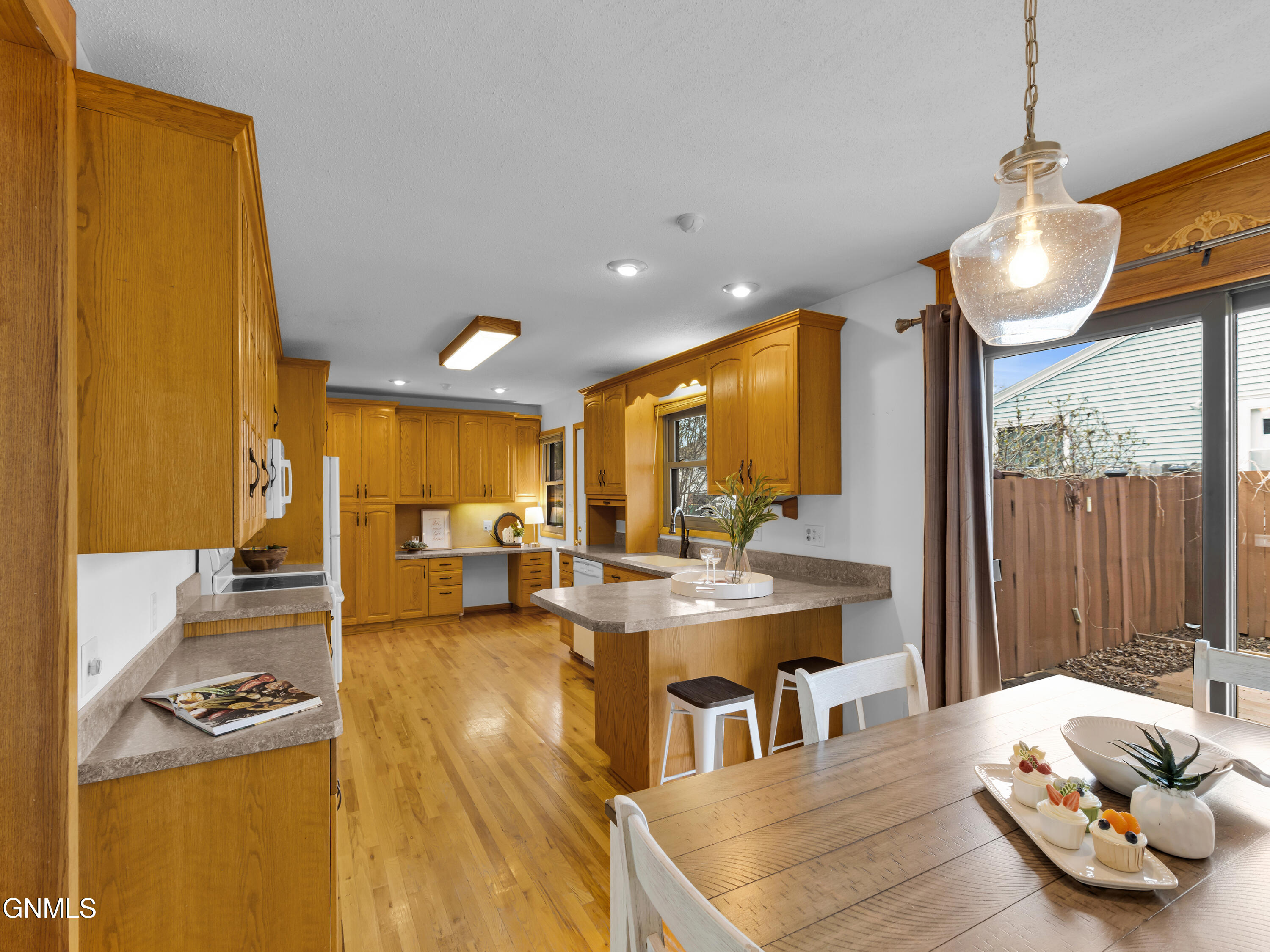 1148 S Highland Acres Road