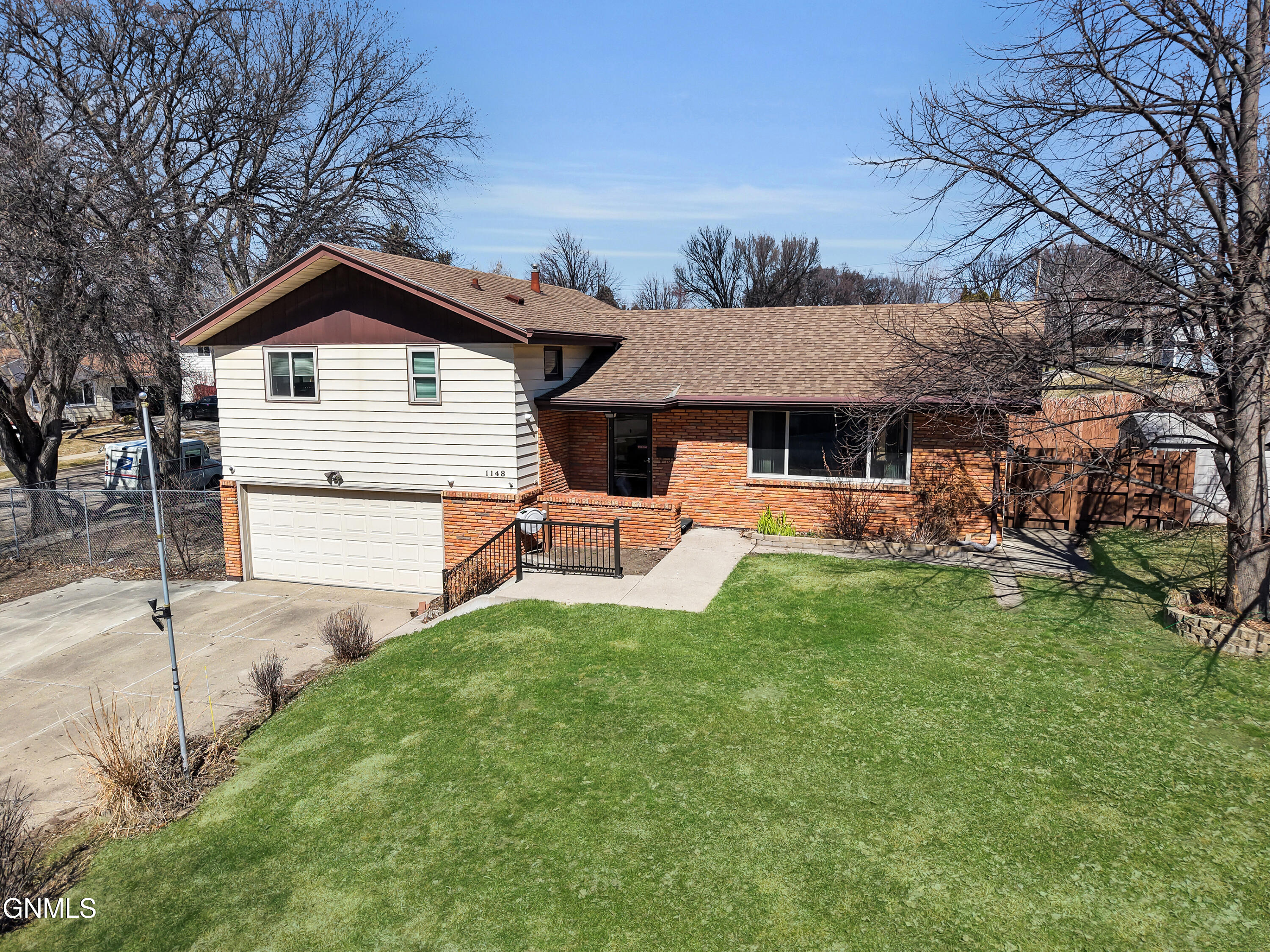 1148 S Highland Acres Road
