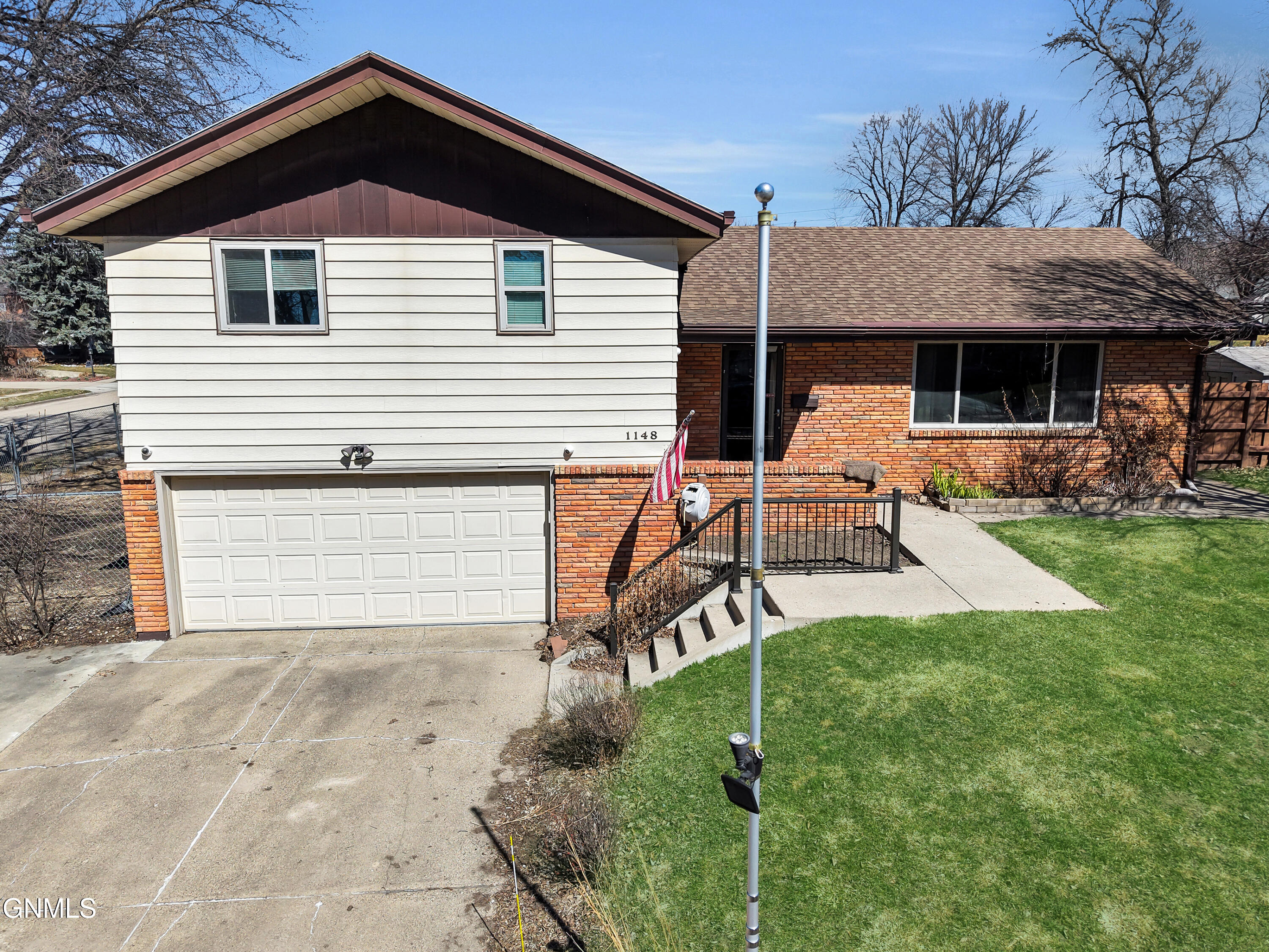 1148 S Highland Acres Road
