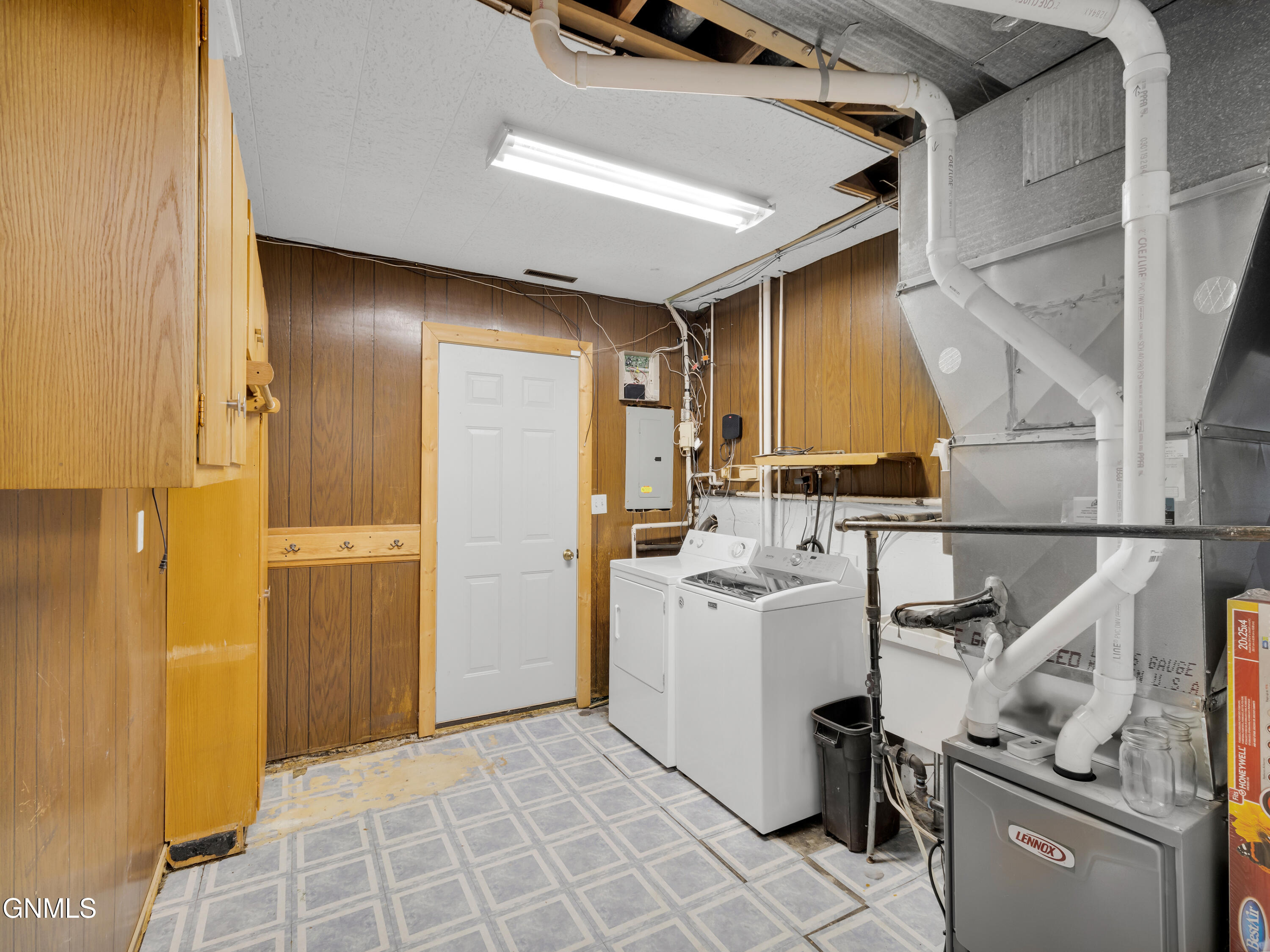 1148 S Highland Acres Road