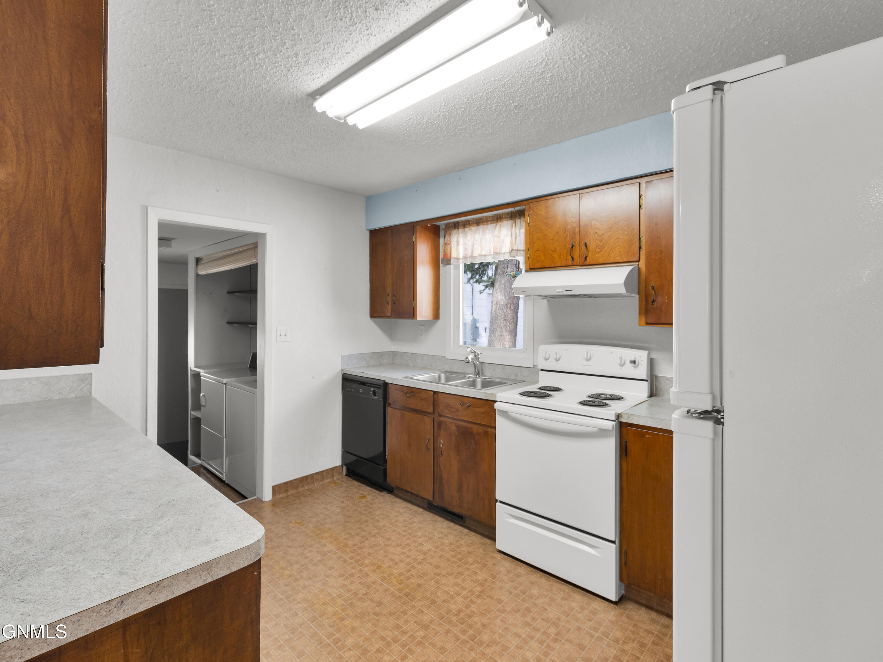 1414 3rd Street NW