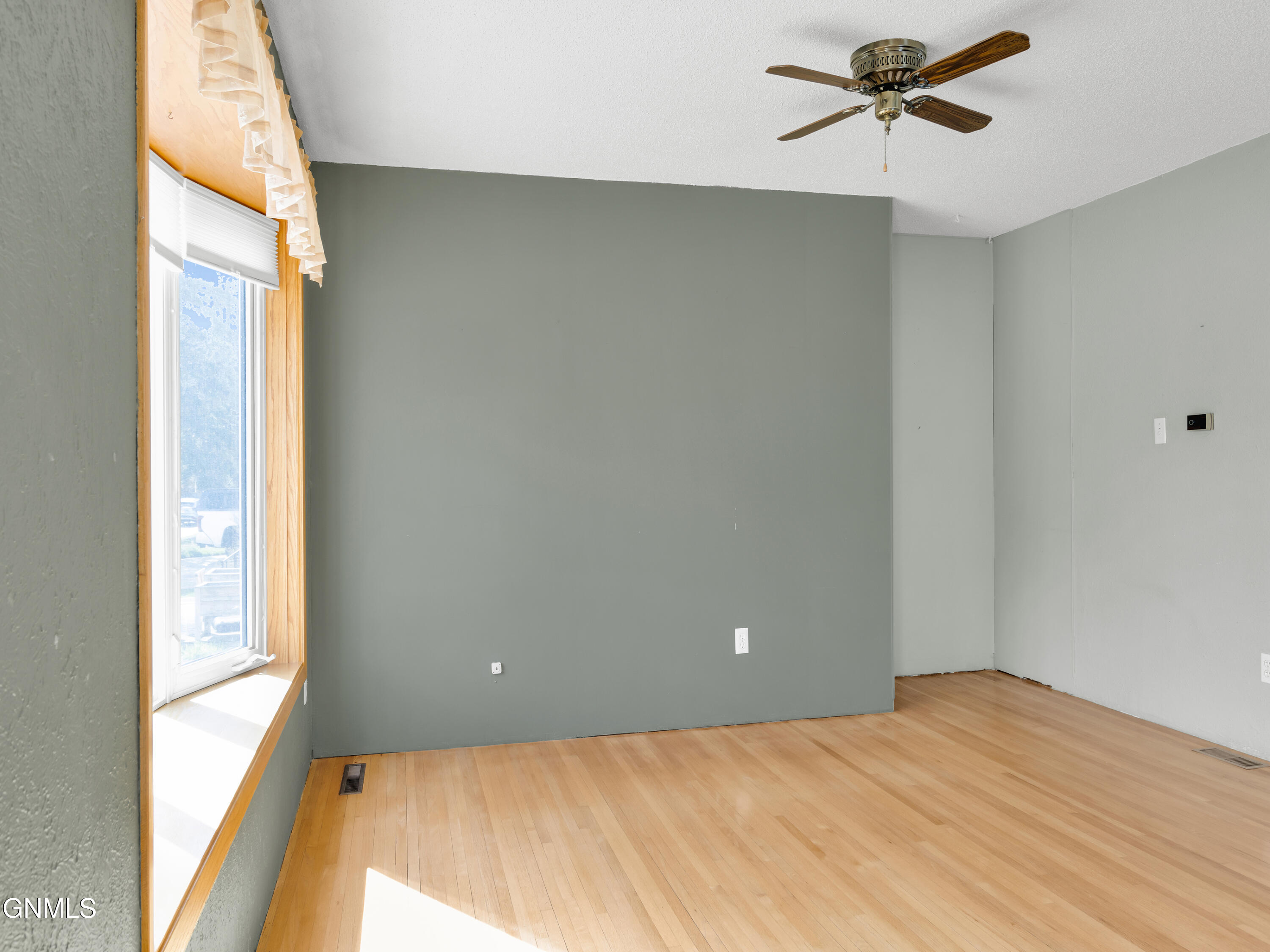 1414 3rd Street NW