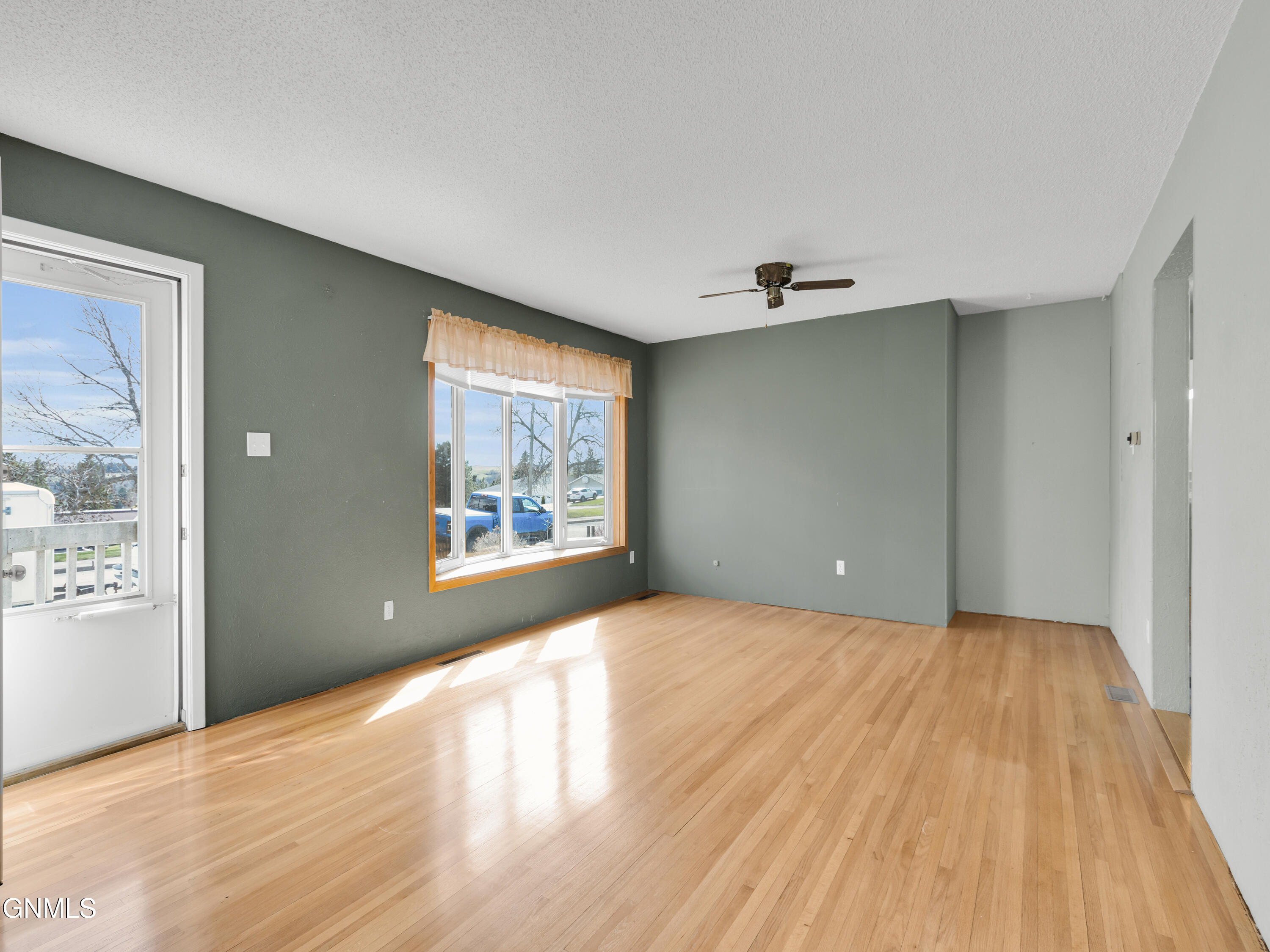 1414 3rd Street NW