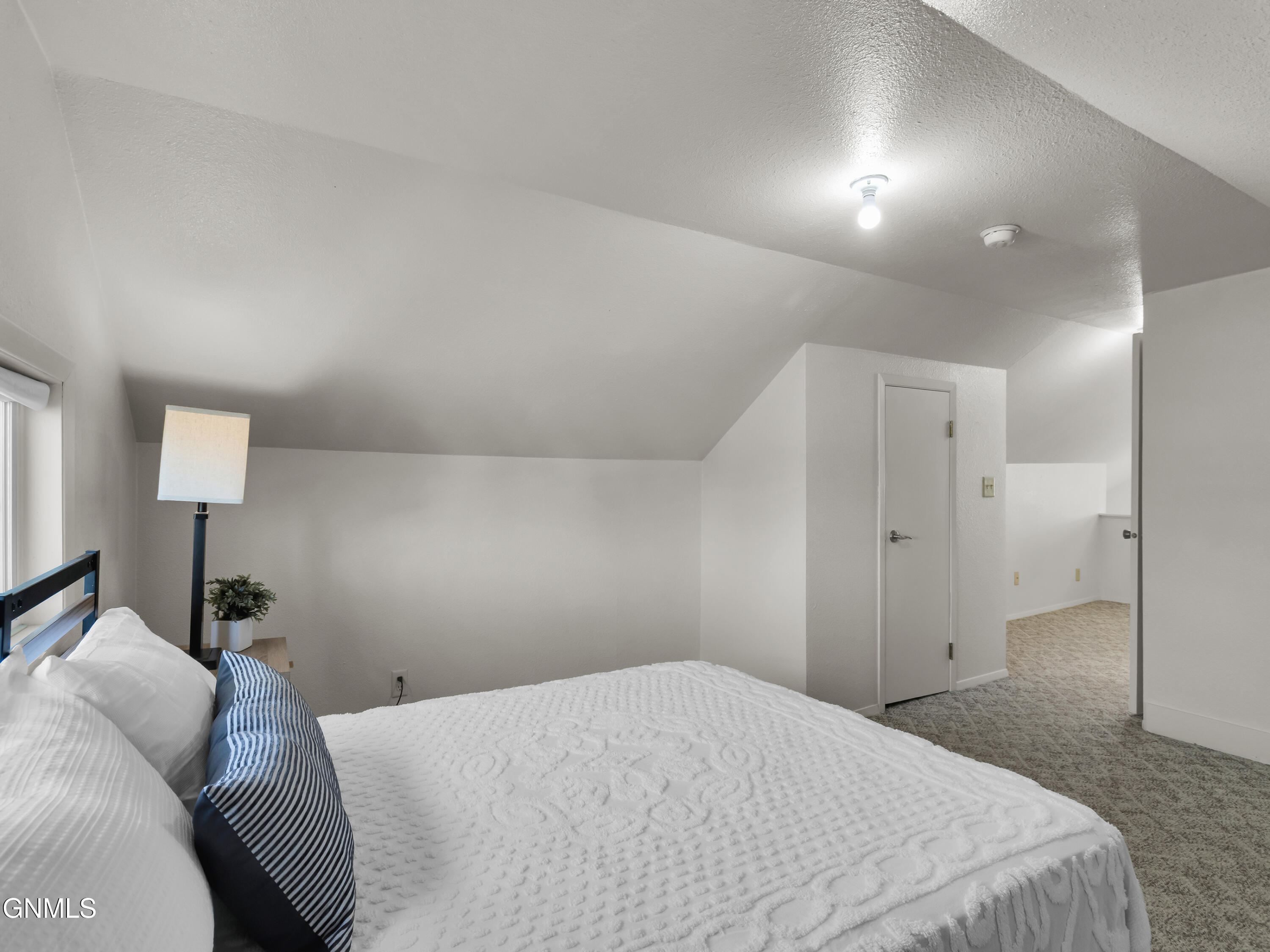 212 3rd Street N