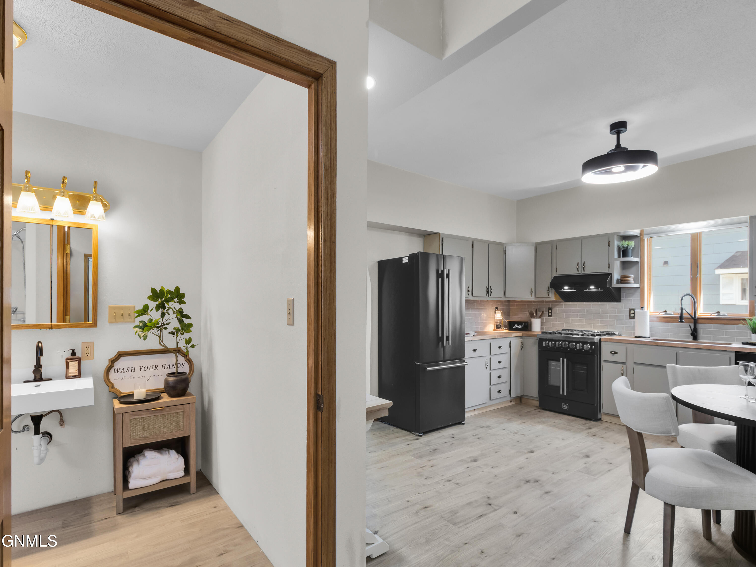 212 3rd Street N