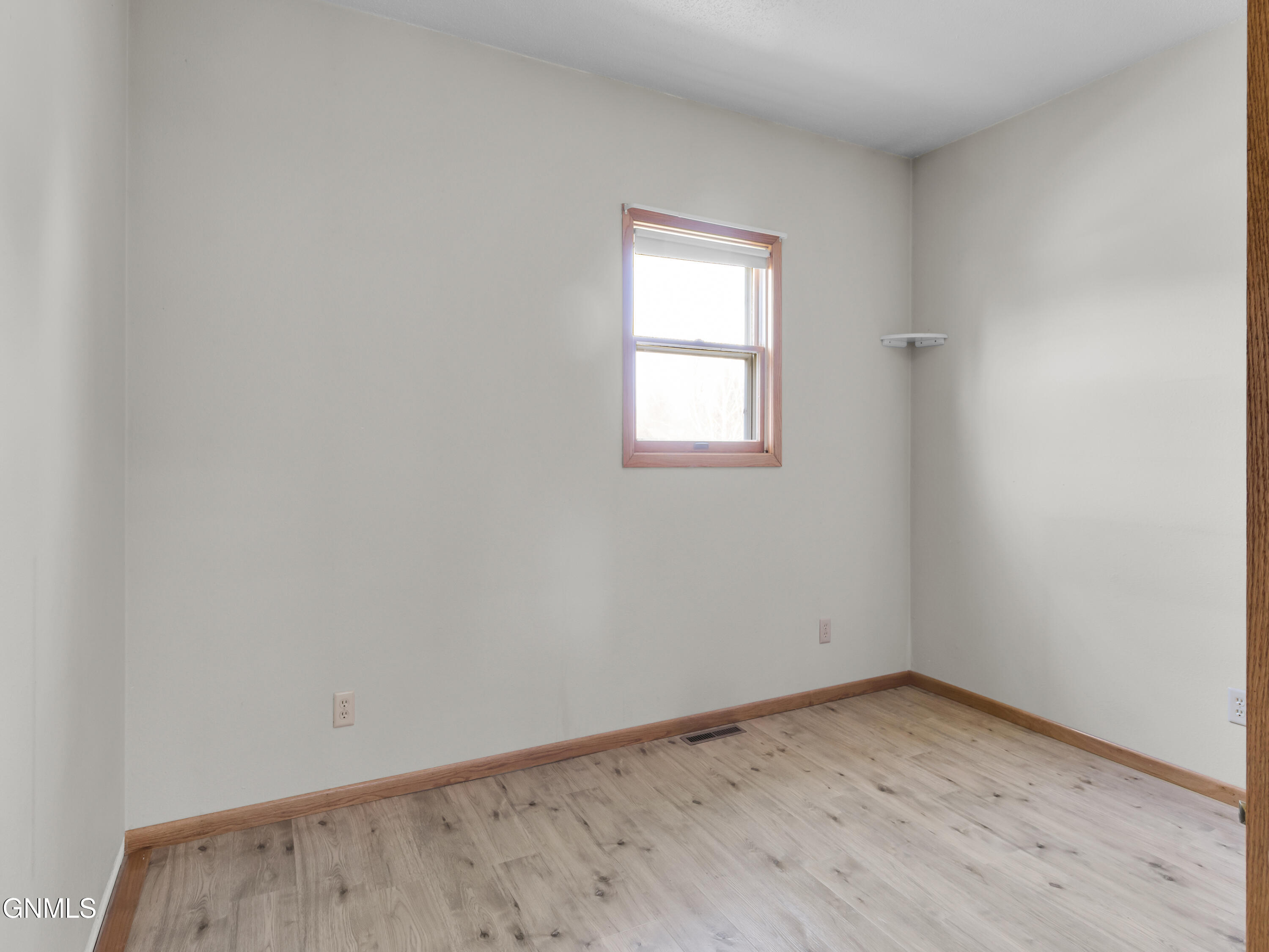 212 3rd Street N