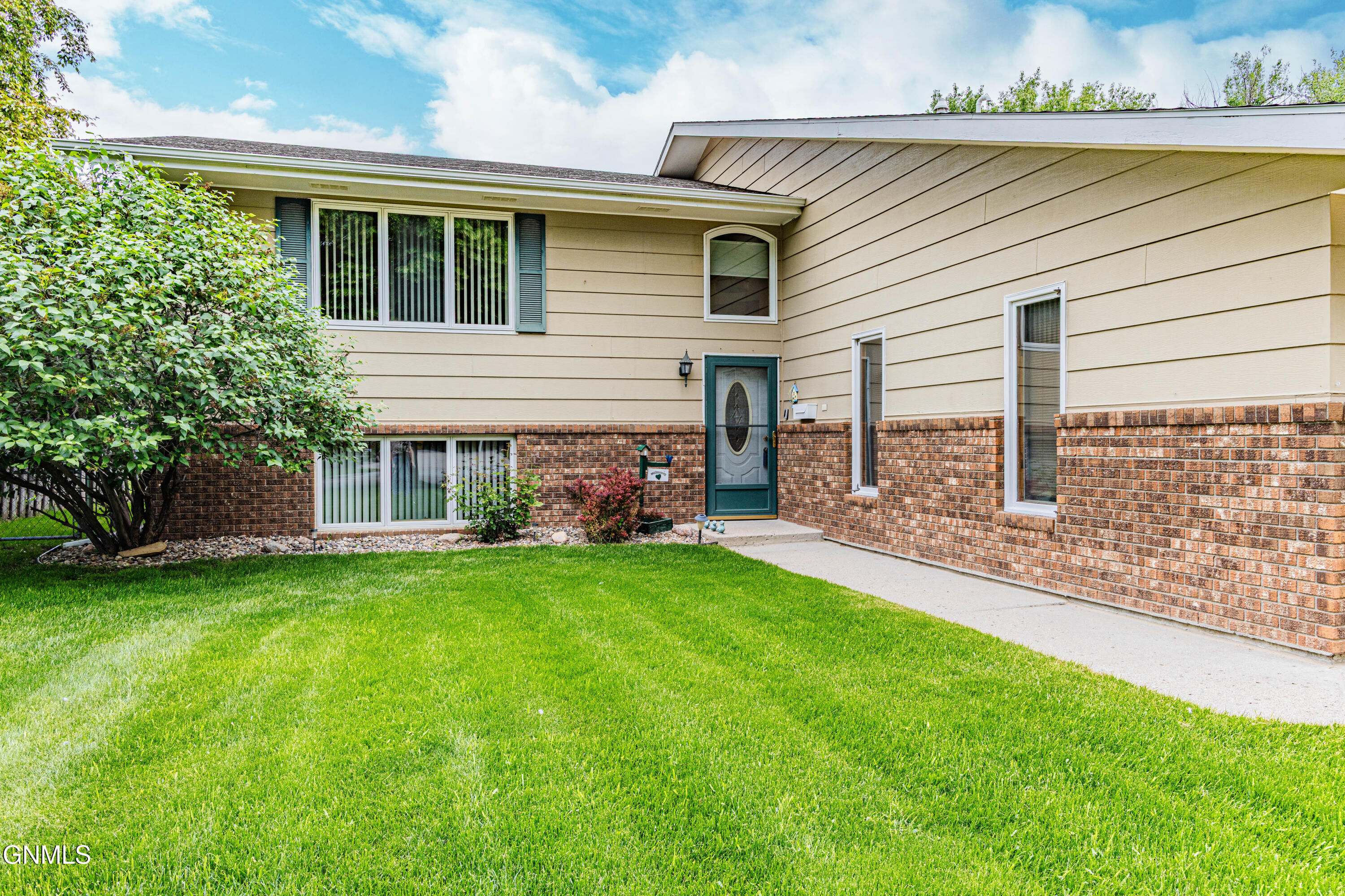 1500 Eastwood