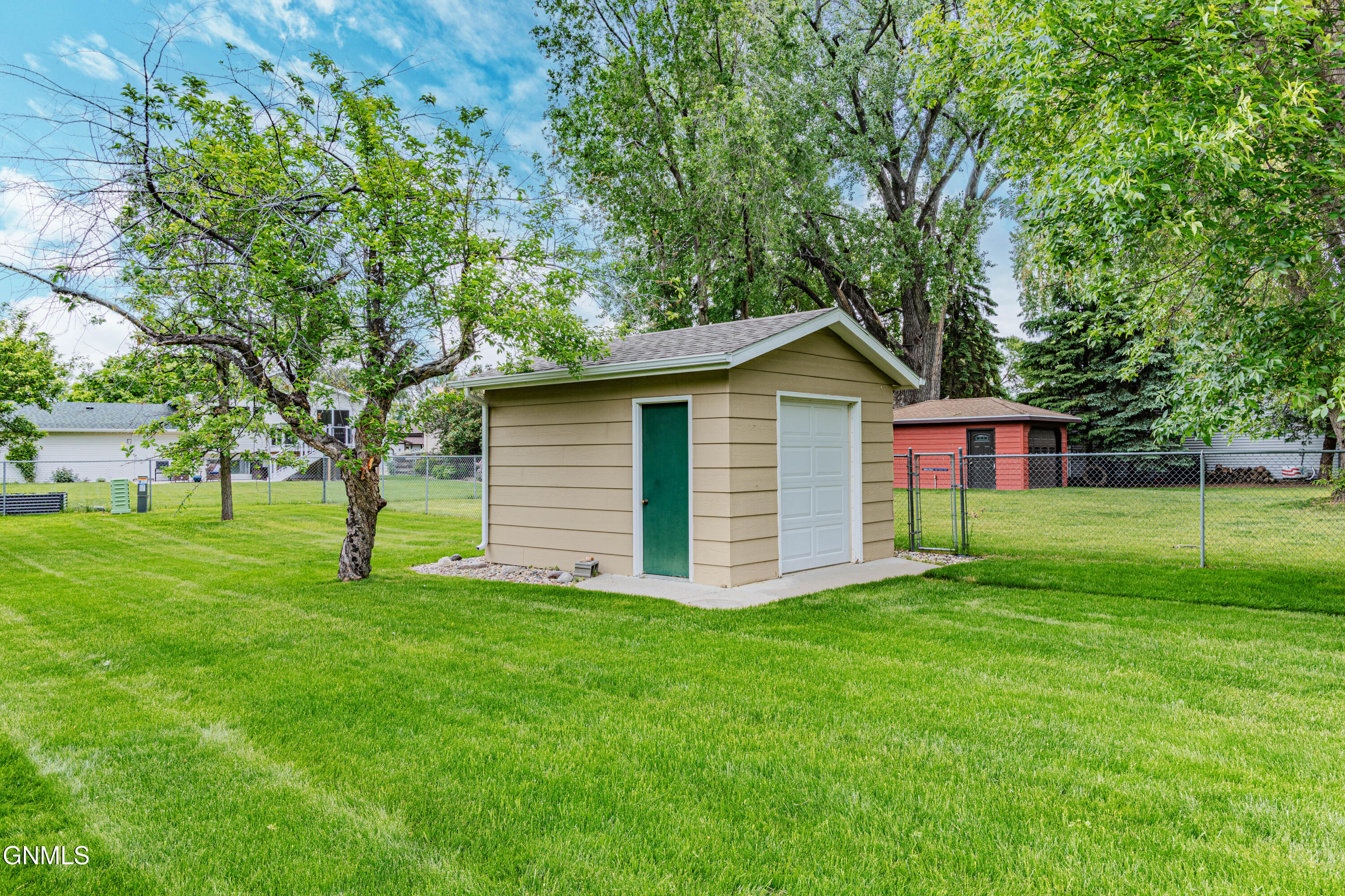 1500 Eastwood