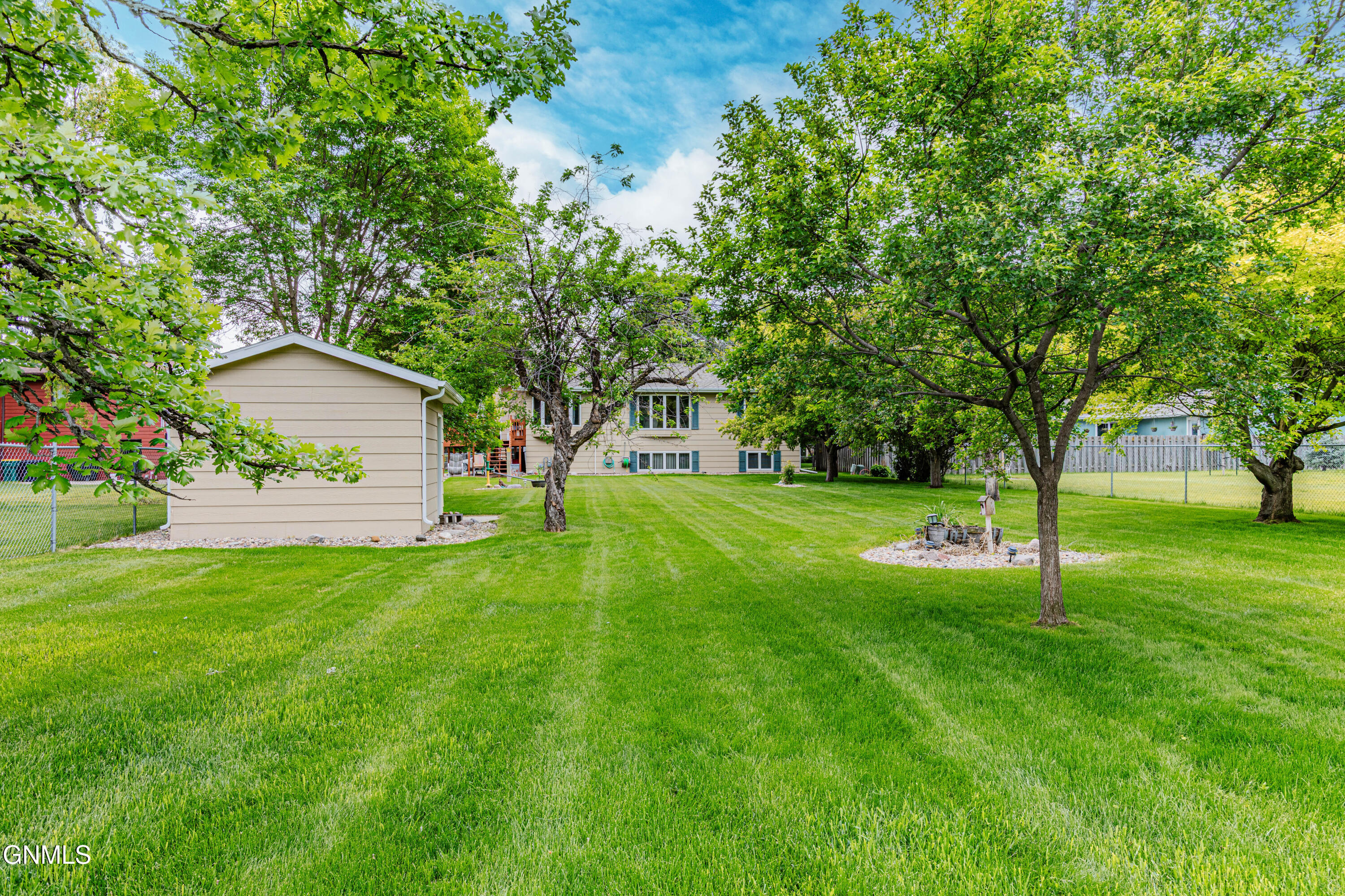 1500 Eastwood