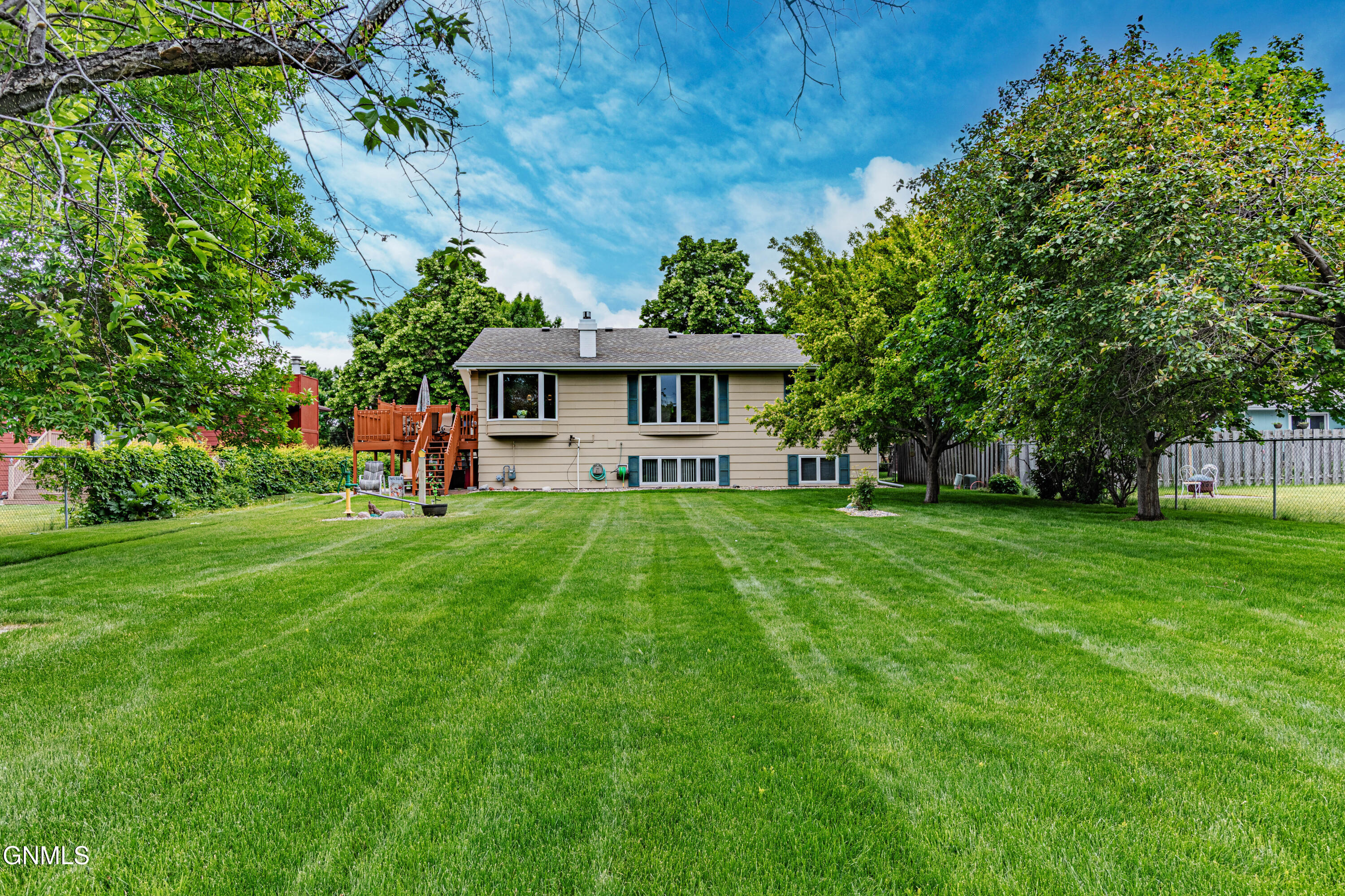1500 Eastwood