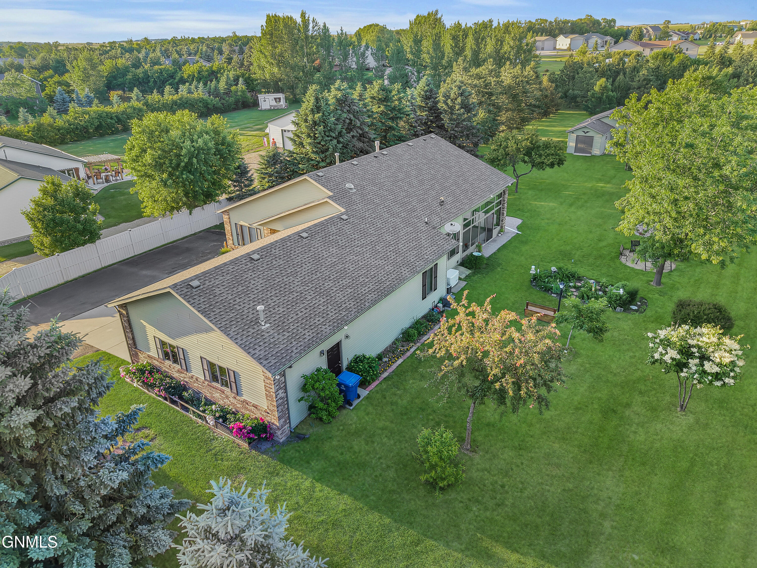 5414 Country Creek Drive