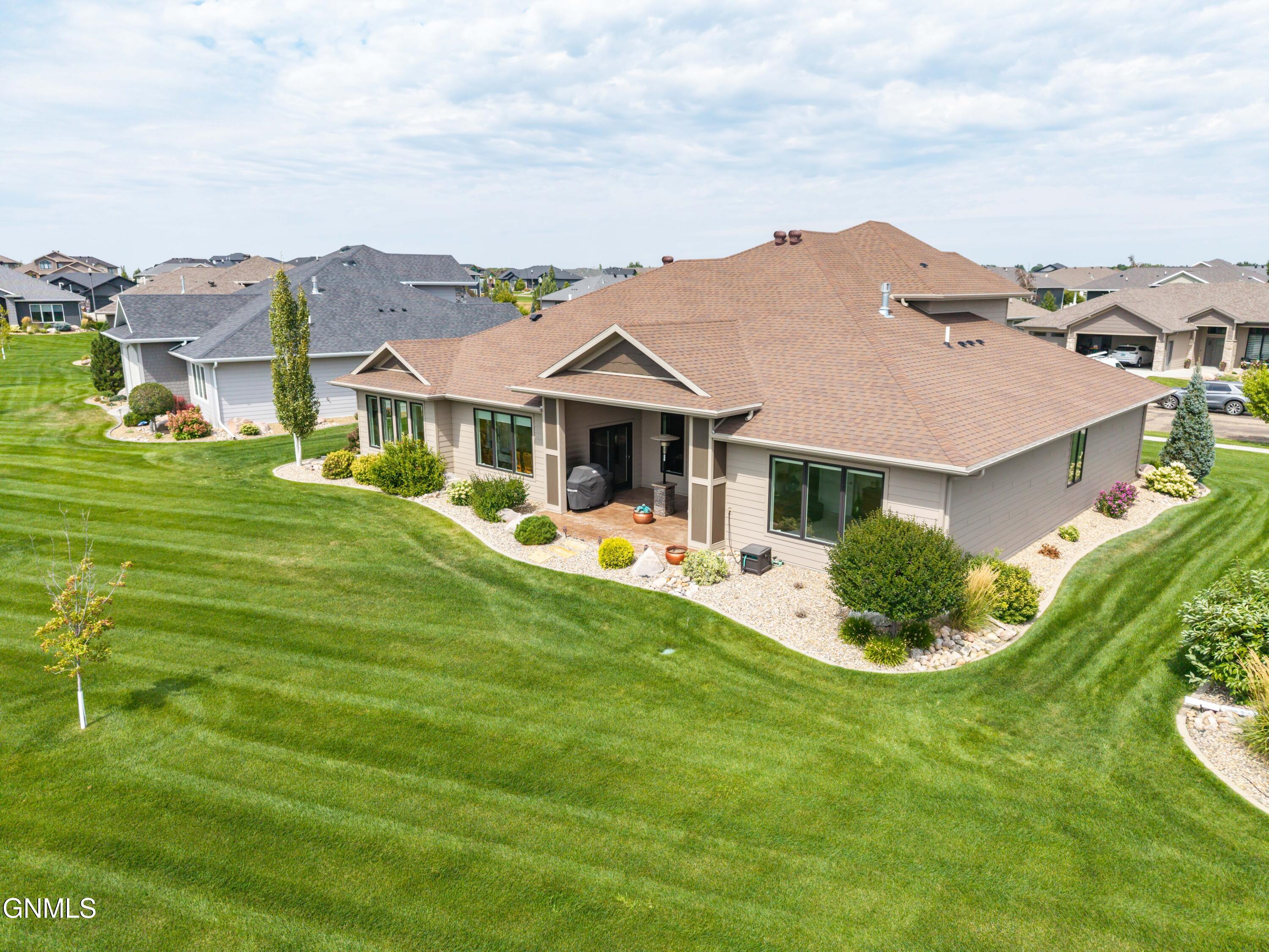 1011 Reserve Lane