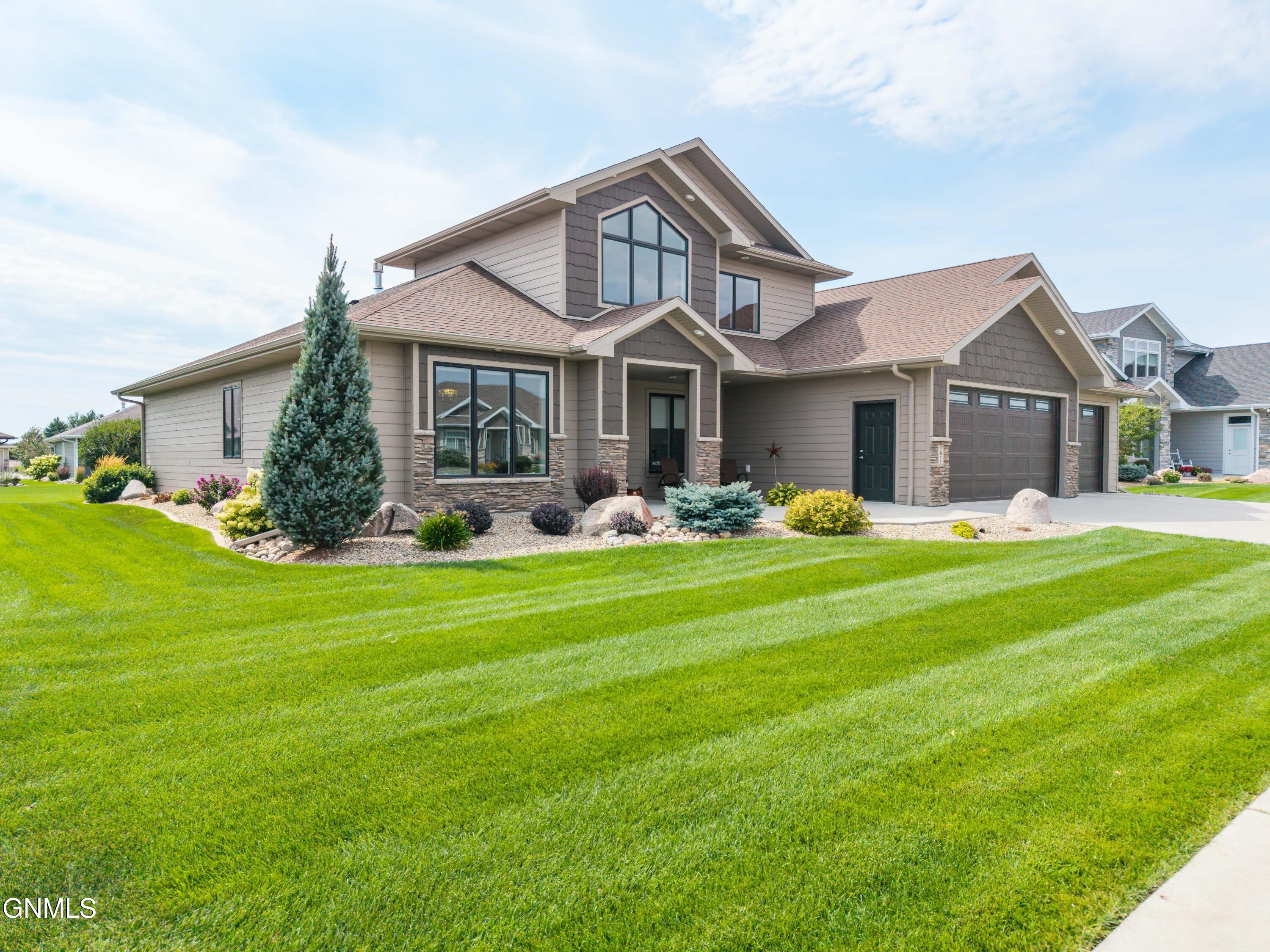 1011 Reserve Lane