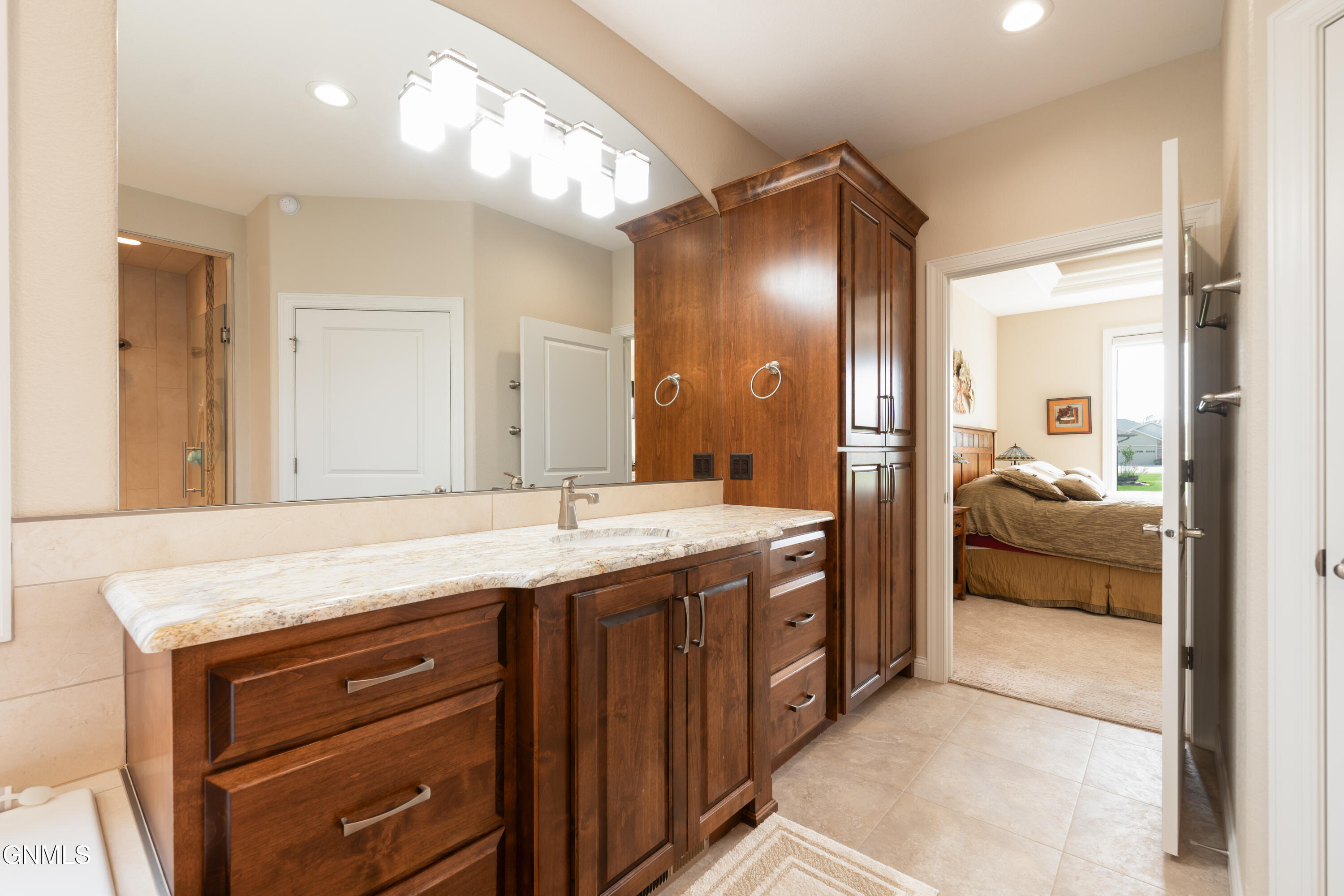 1011 Reserve Lane
