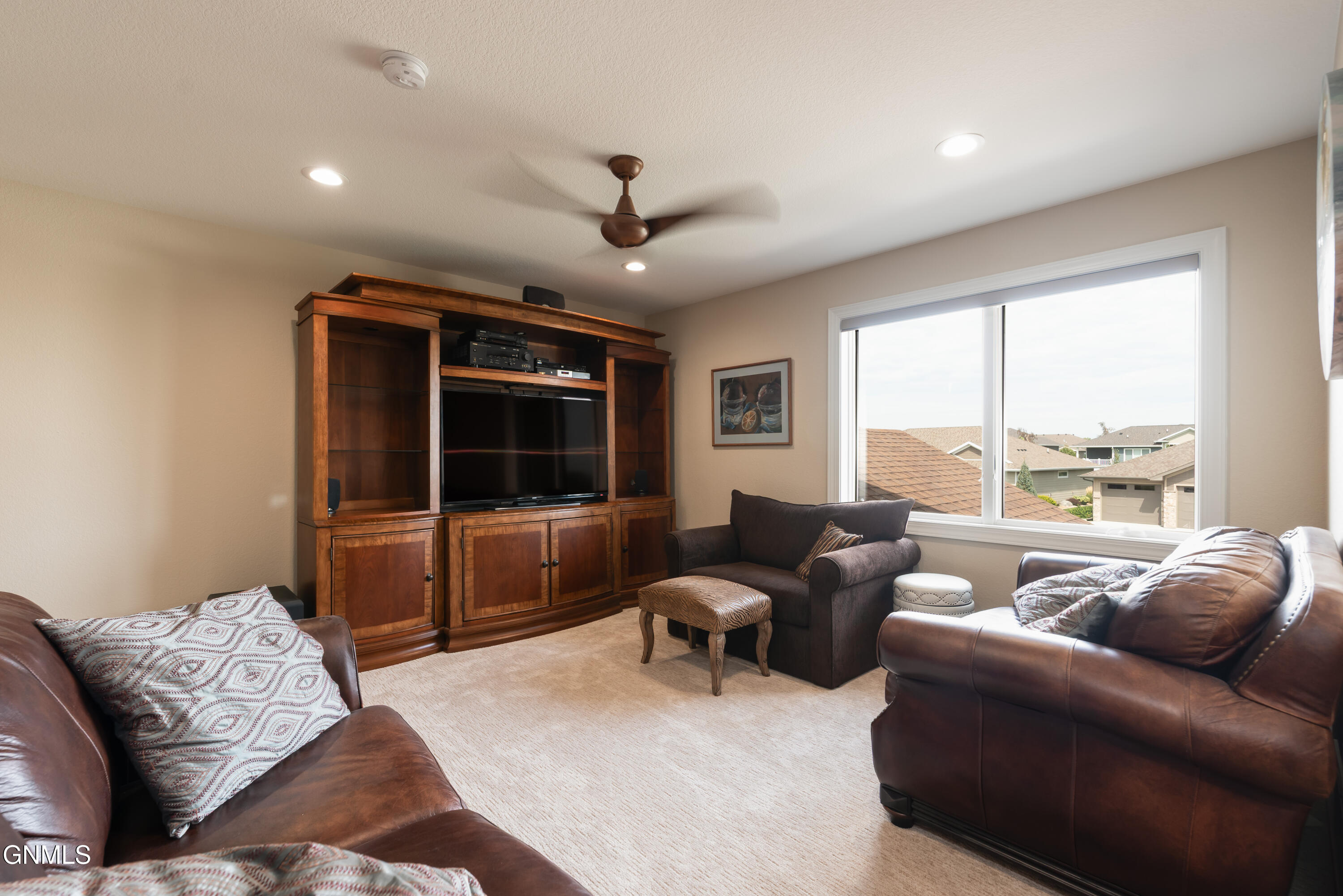 1011 Reserve Lane