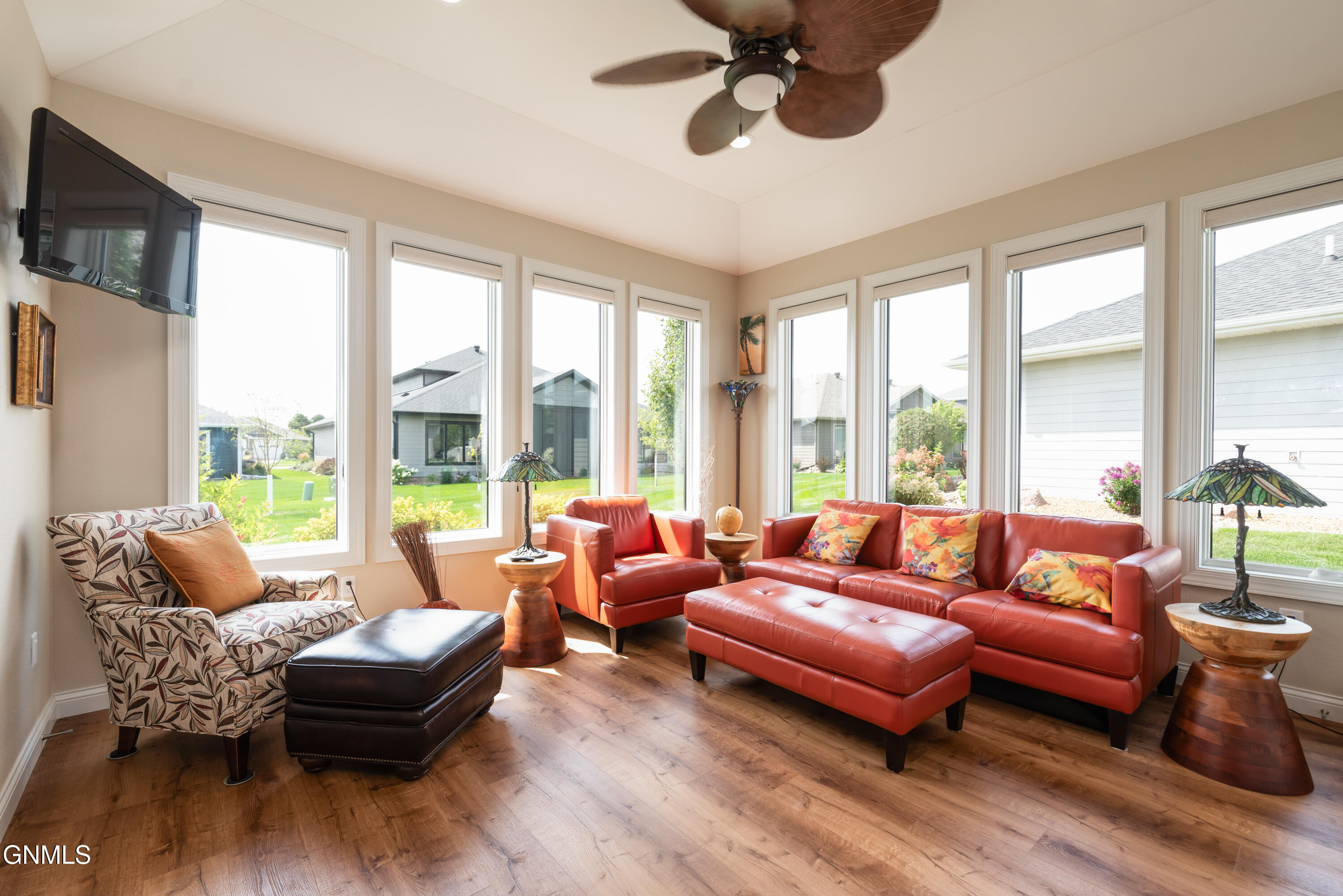 1011 Reserve Lane