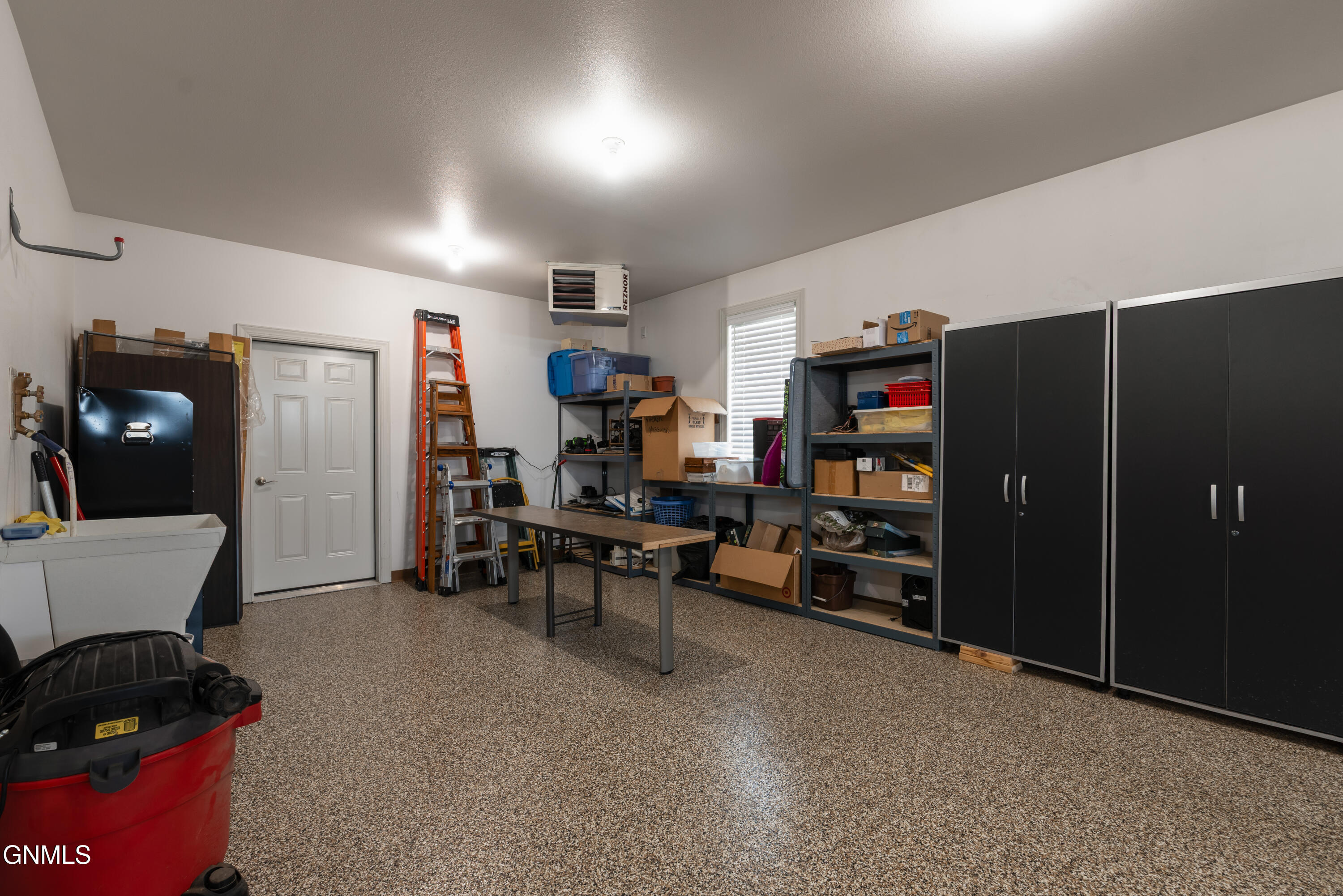 1011 Reserve Lane