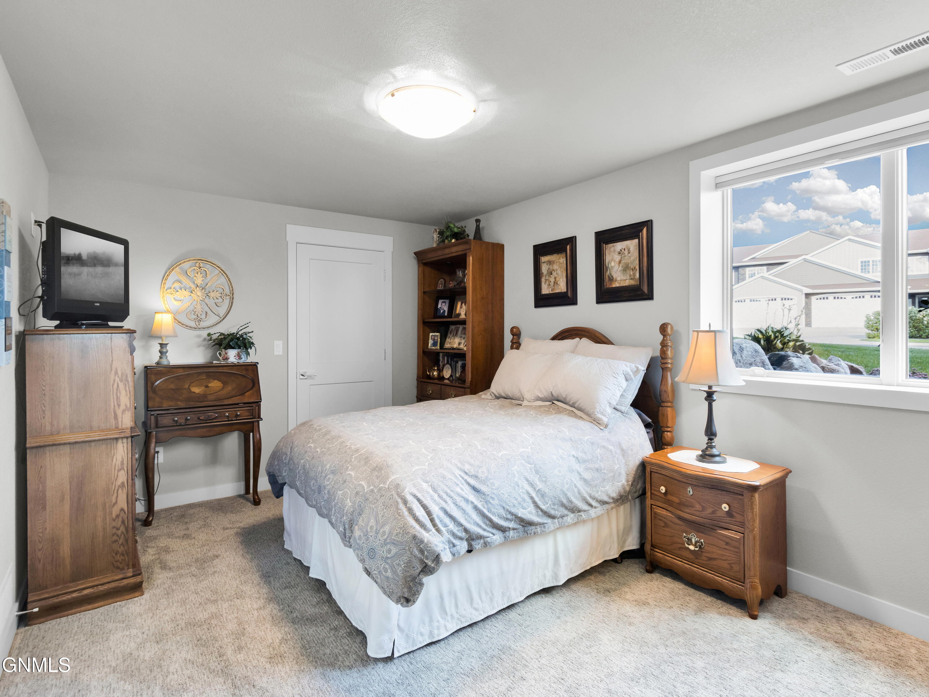 5912 Sonora Way