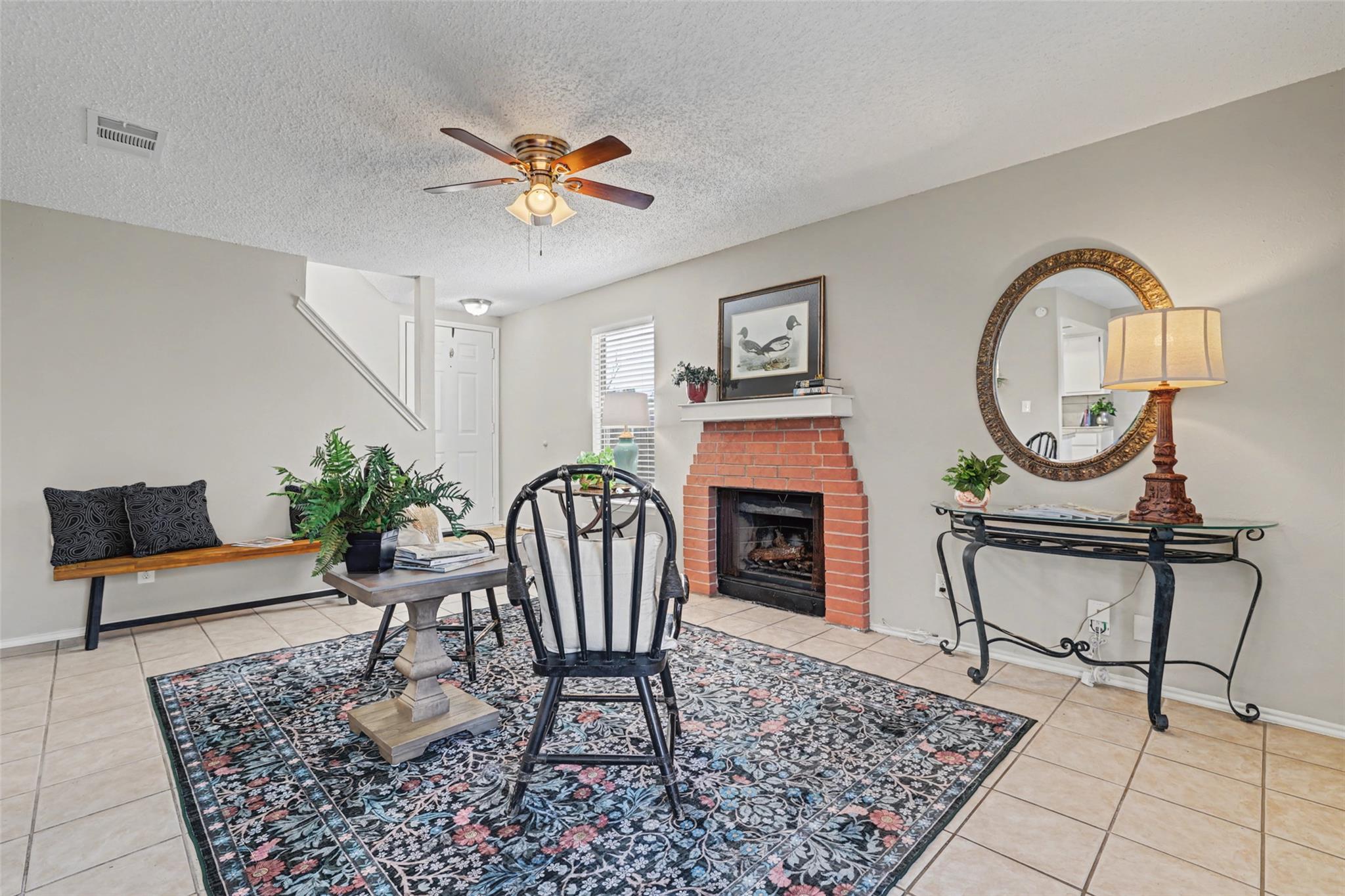 8806 Springmail Units A and B CIR