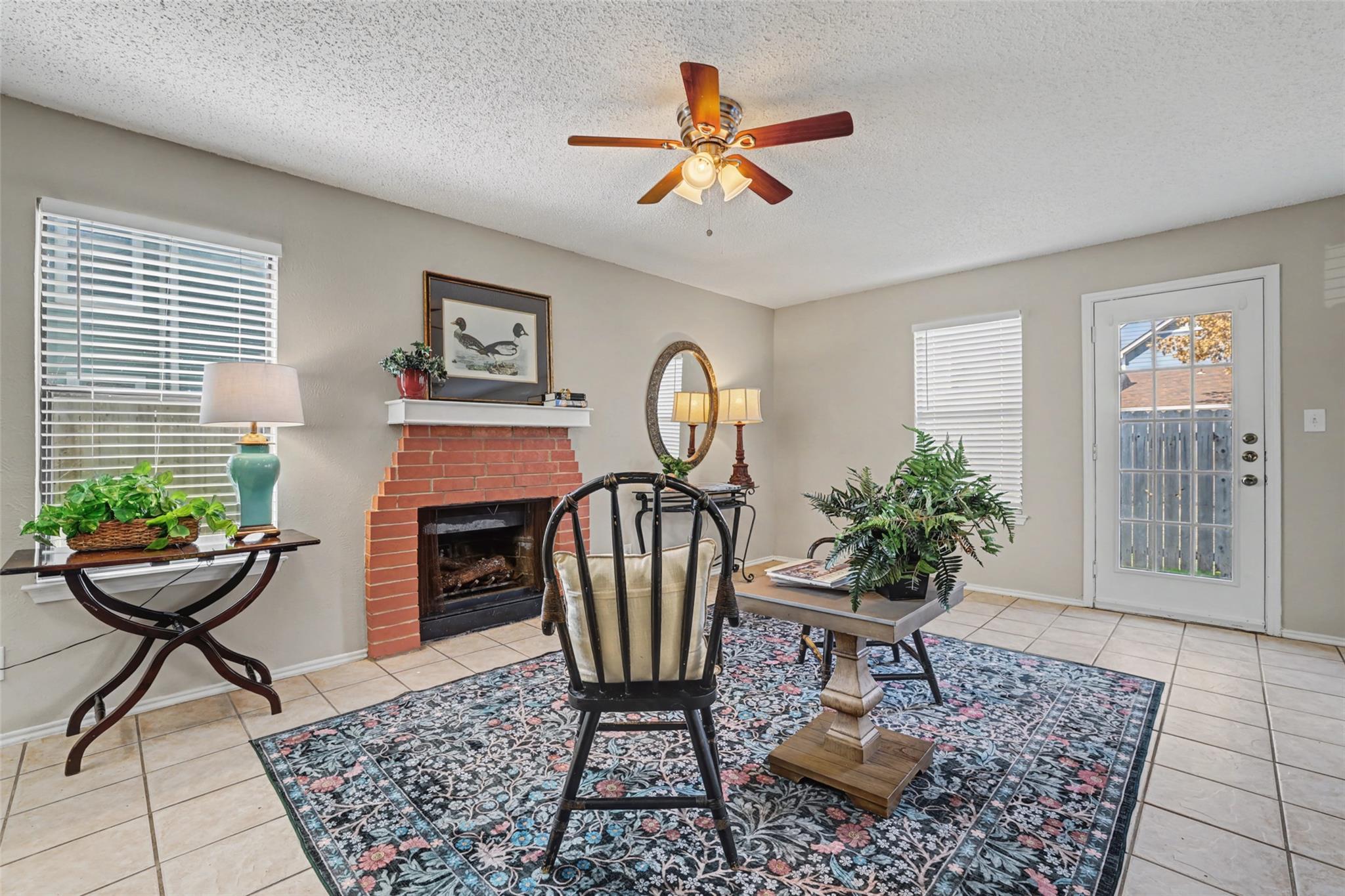 8806 Springmail Units A and B CIR