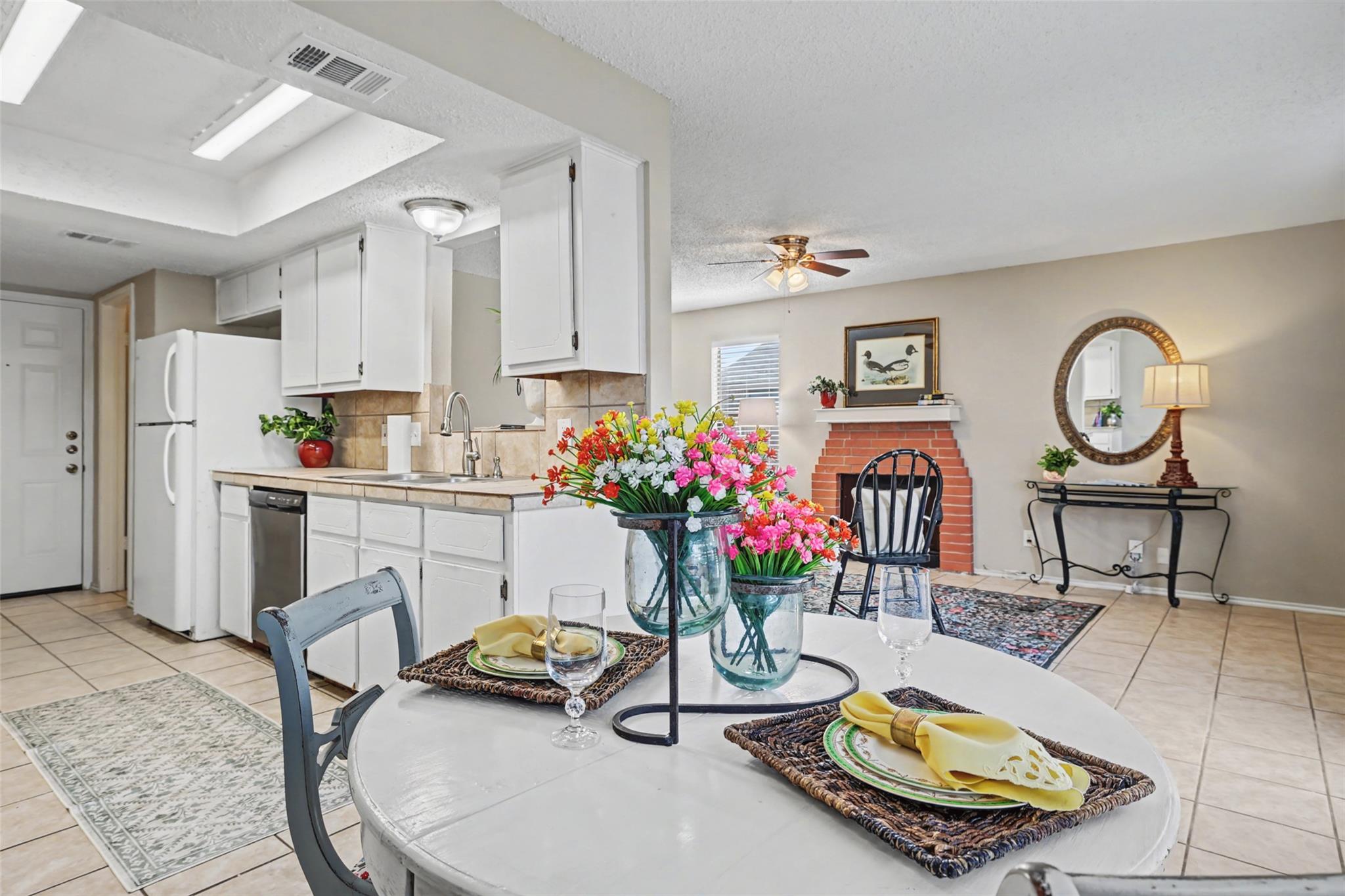 8806 Springmail Units A and B CIR