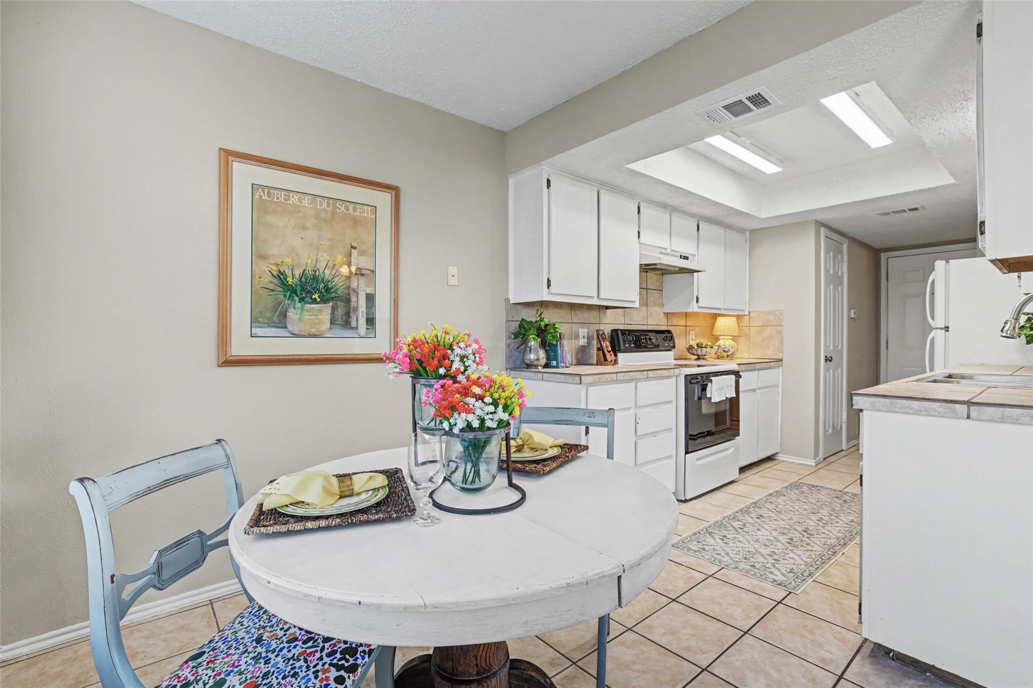 8806 Springmail Units A and B CIR