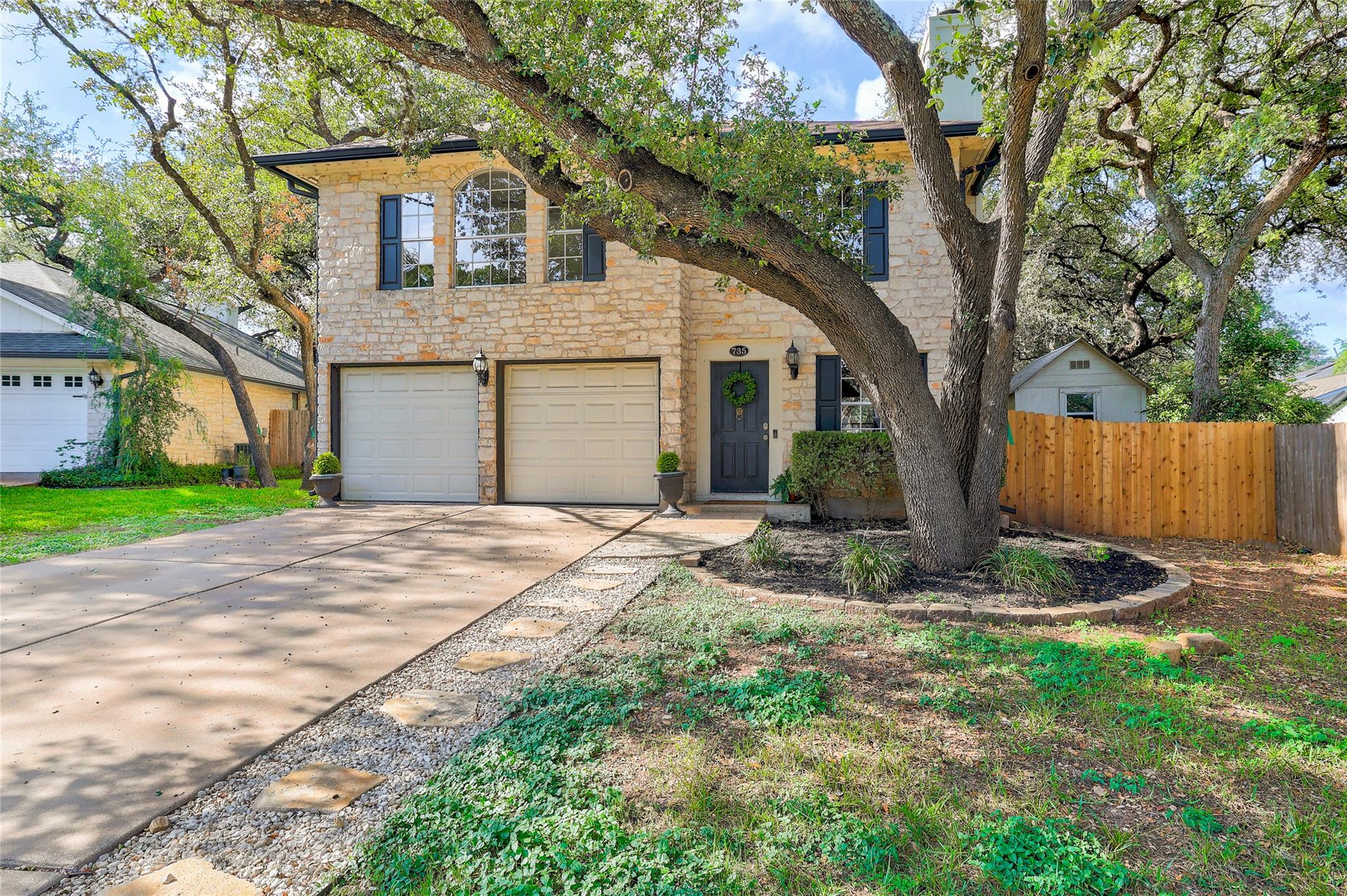 735 Shiny Rock DR