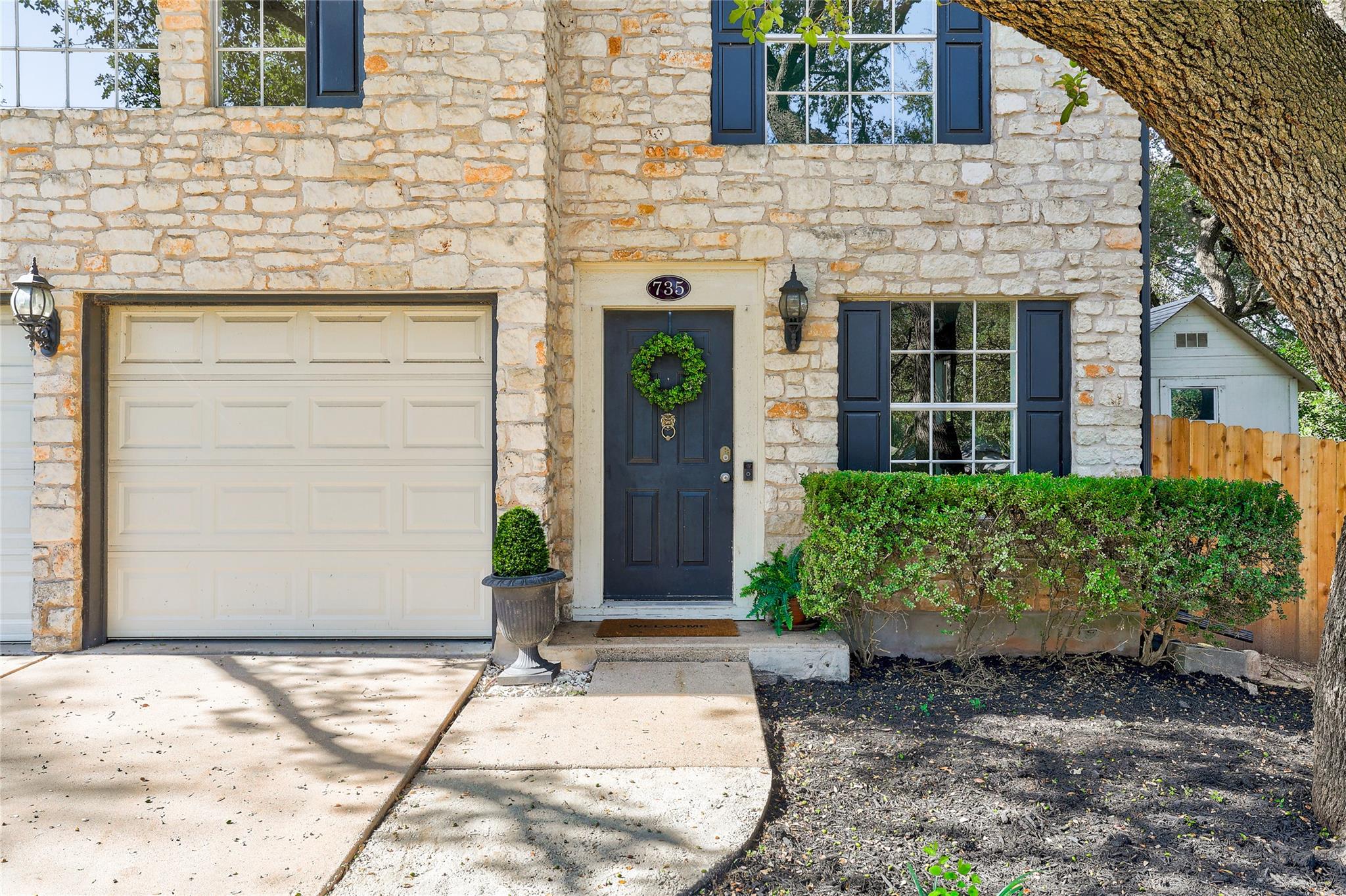 735 Shiny Rock DR
