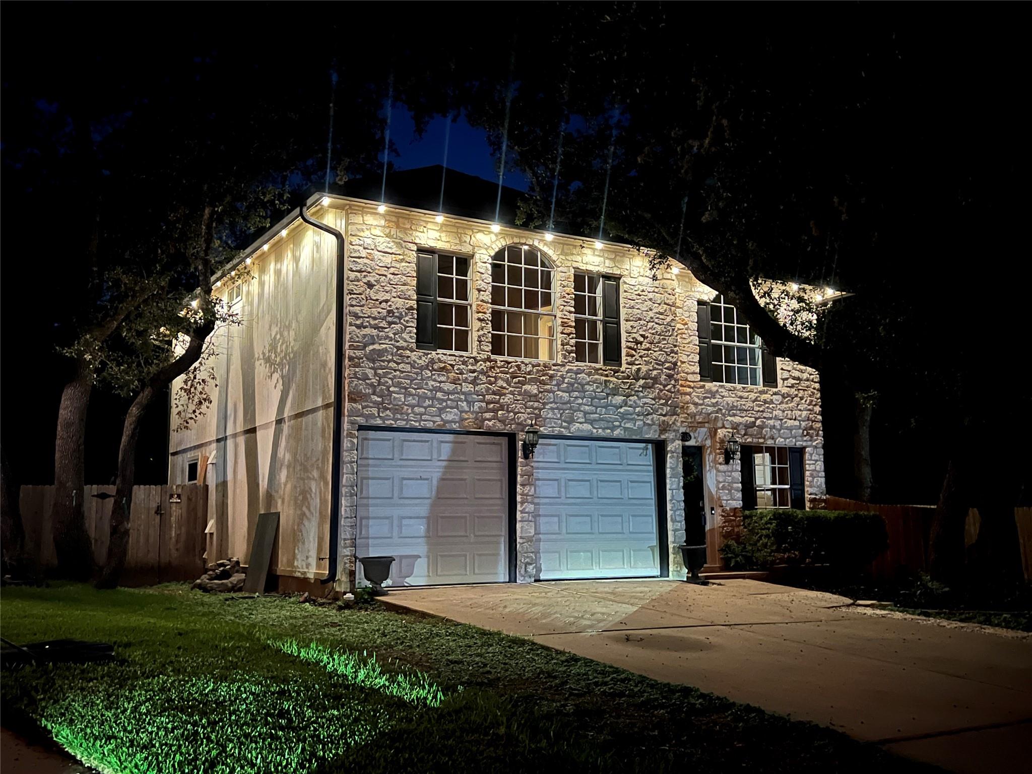735 Shiny Rock DR