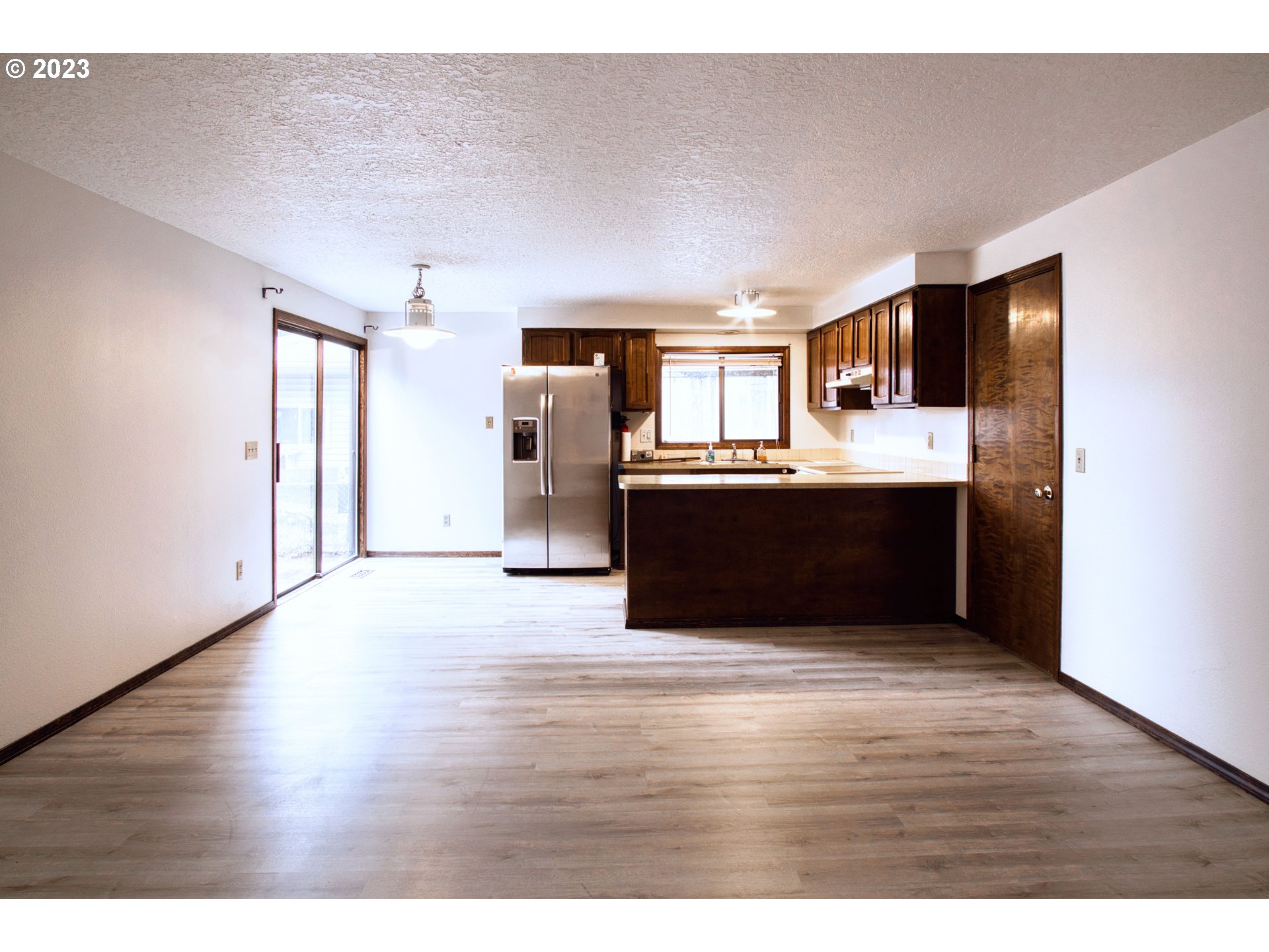 415 NE 136TH AVE