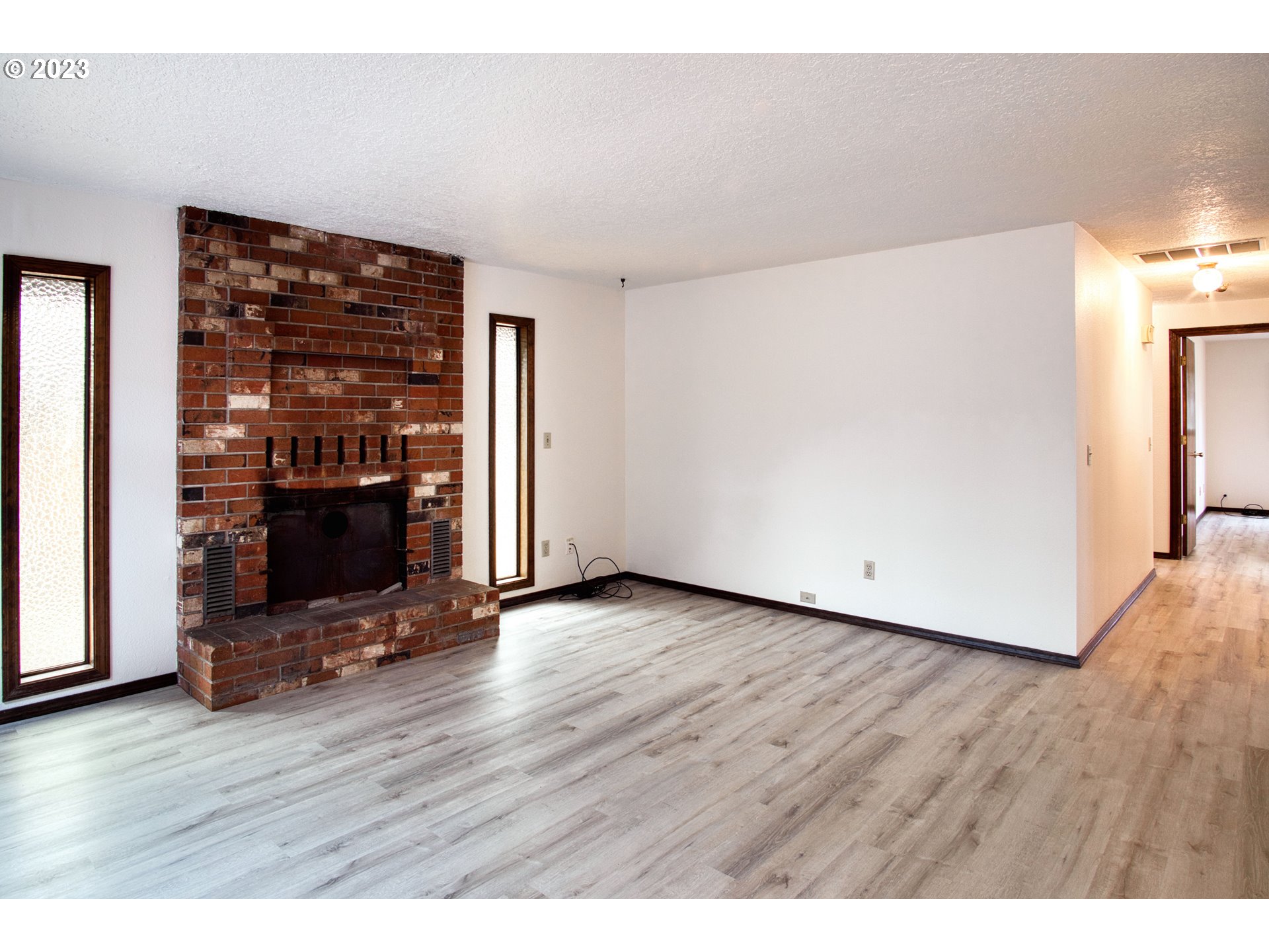 415 NE 136TH AVE
