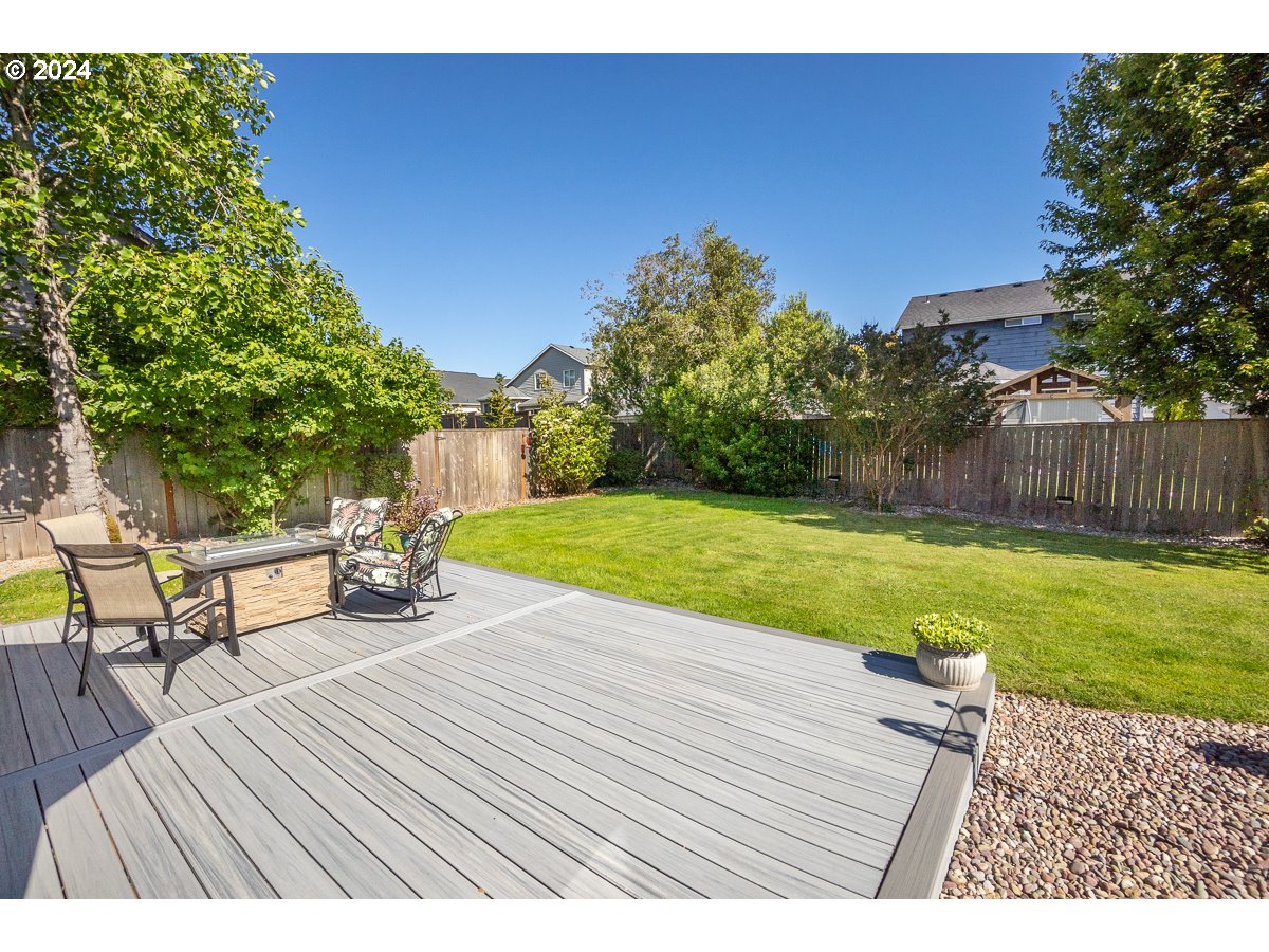 16019 SW DEWBERRY LN