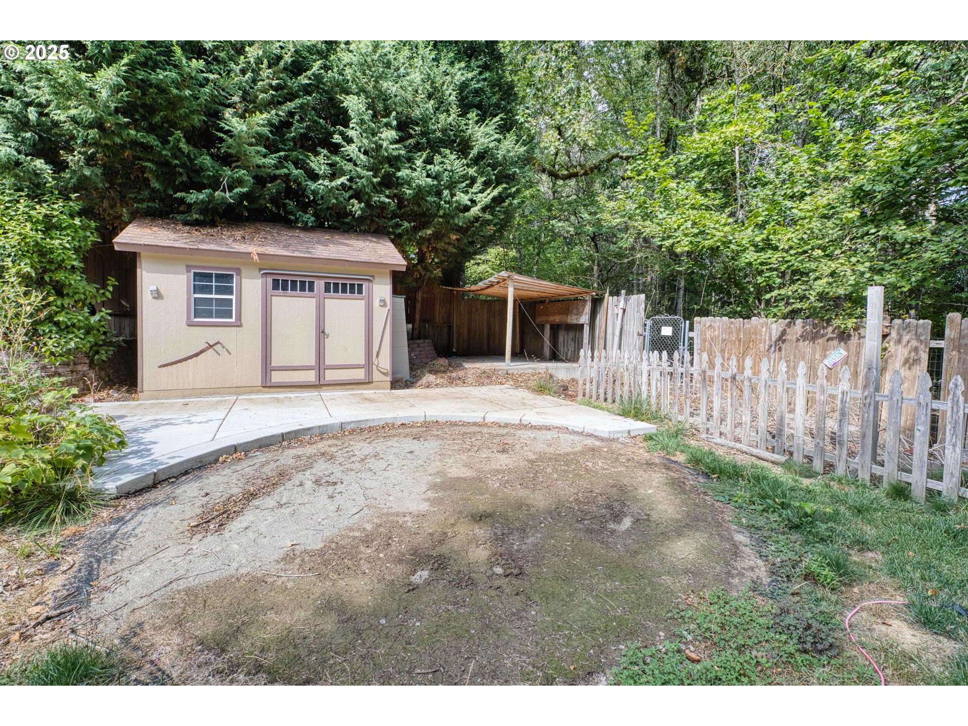 414 SW FRENWOOD WAY