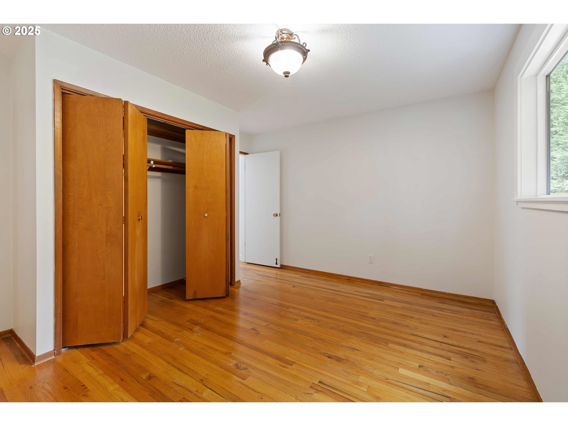 414 SW FRENWOOD WAY